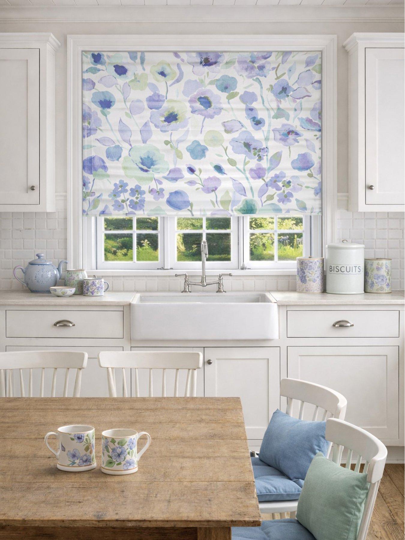 Image 2 of 6 of The Very Collection Painted Floral Roller Blind 150x160 - Winter