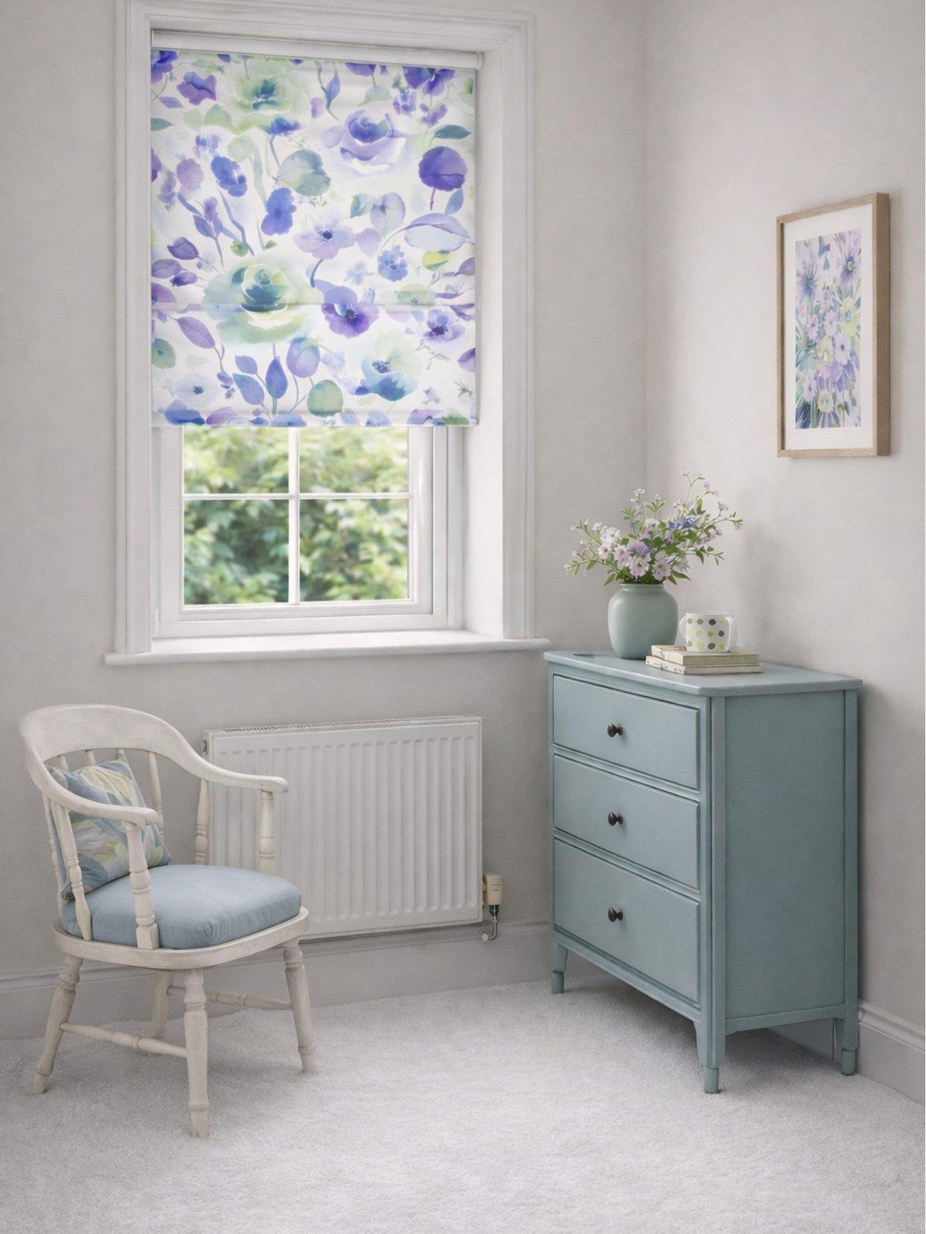Image 4 of 6 of The Very Collection Painted Floral Roller Blind 150x160 - Winter