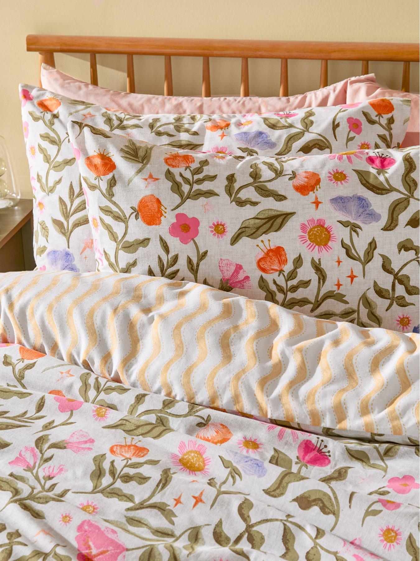 Image 3 of 4 of Furn Summer Solstice King Duvet Set Multi