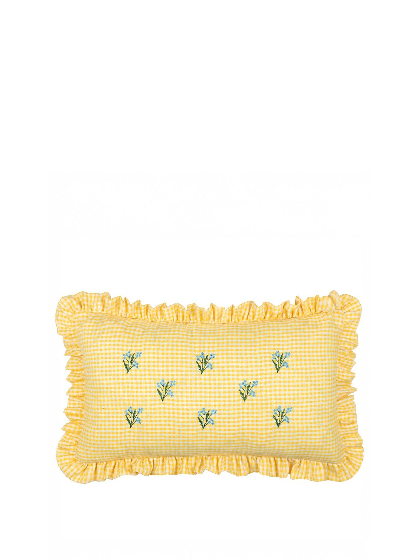  image of furn-les-petite-fleurs-30x50-polyester-cushion