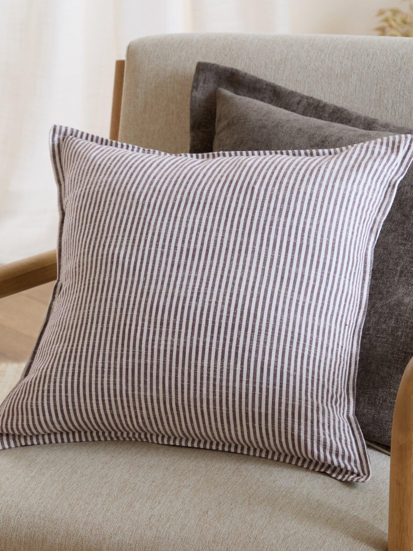  image of yard-truro-45x45-polyester-cushion-chocolate