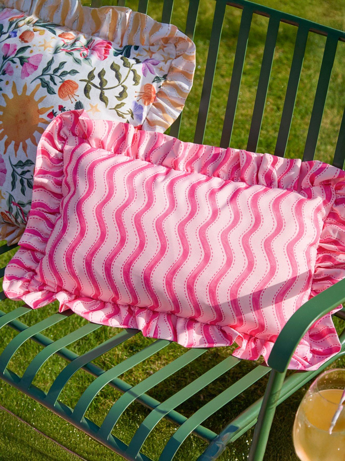 Furn Summer Solstice Wiggly Stripe 30X50 Outdoor Polyester Cushion