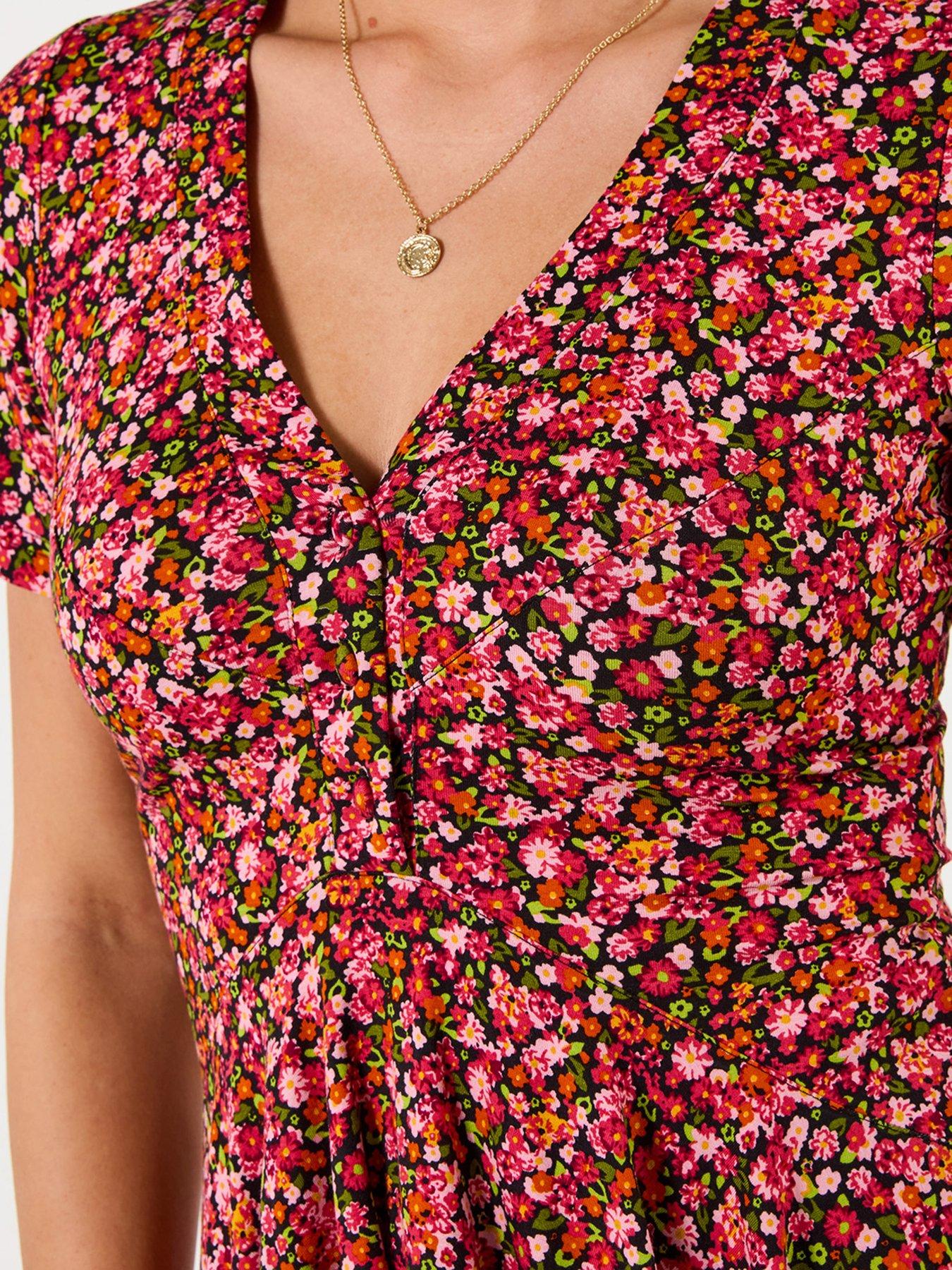 Image 3 of 5 of Joe Browns Diana Ditsy Jersey Tunic Top - Red