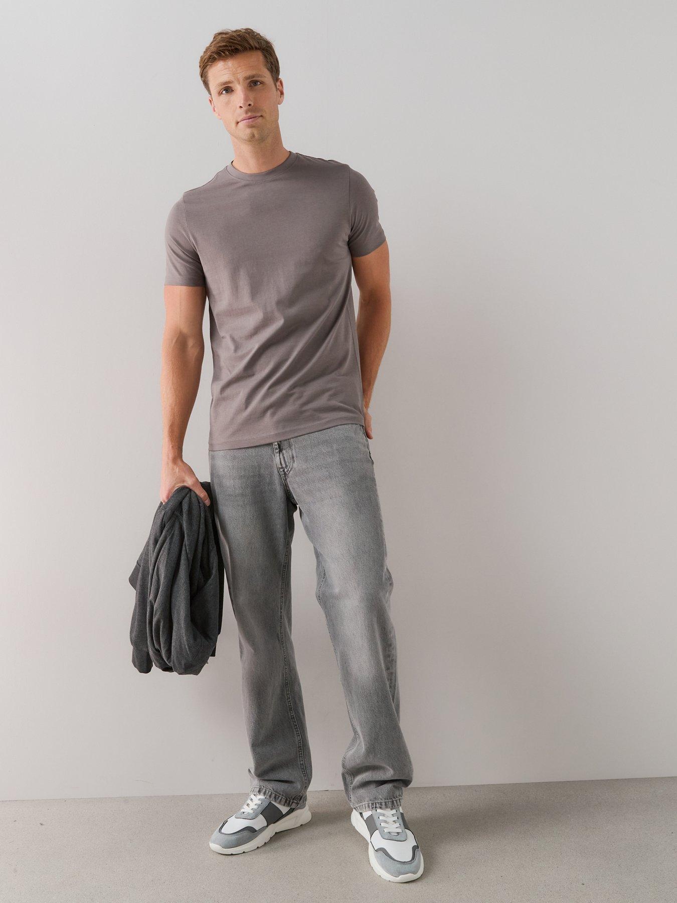 Image 4 of 7 of The Very Collection 3 Pack Essentials T-shirts - Light Grey/blue/charcoal