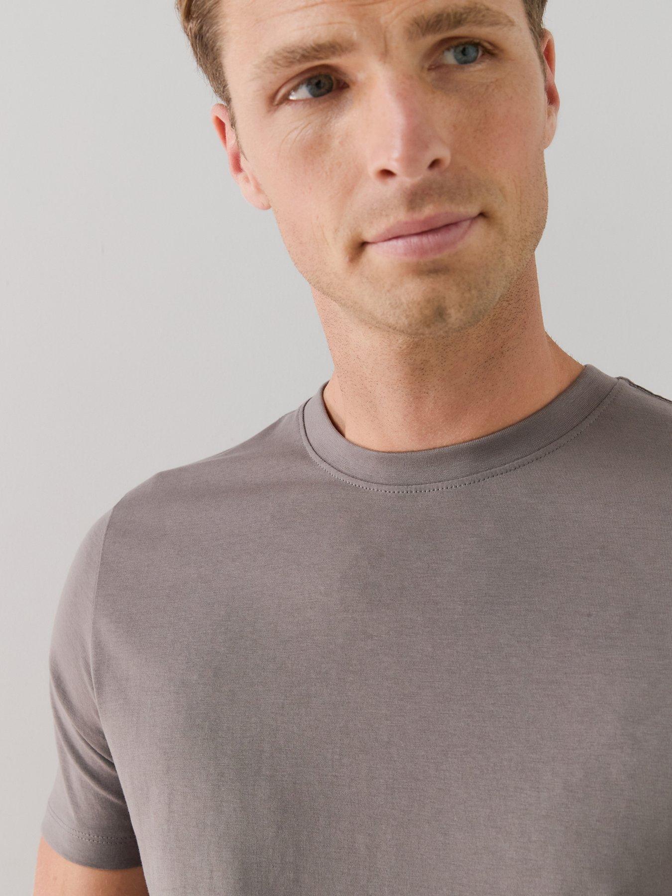 Image 7 of 7 of The Very Collection 3 Pack Essentials T-shirts - Light Grey/blue/charcoal