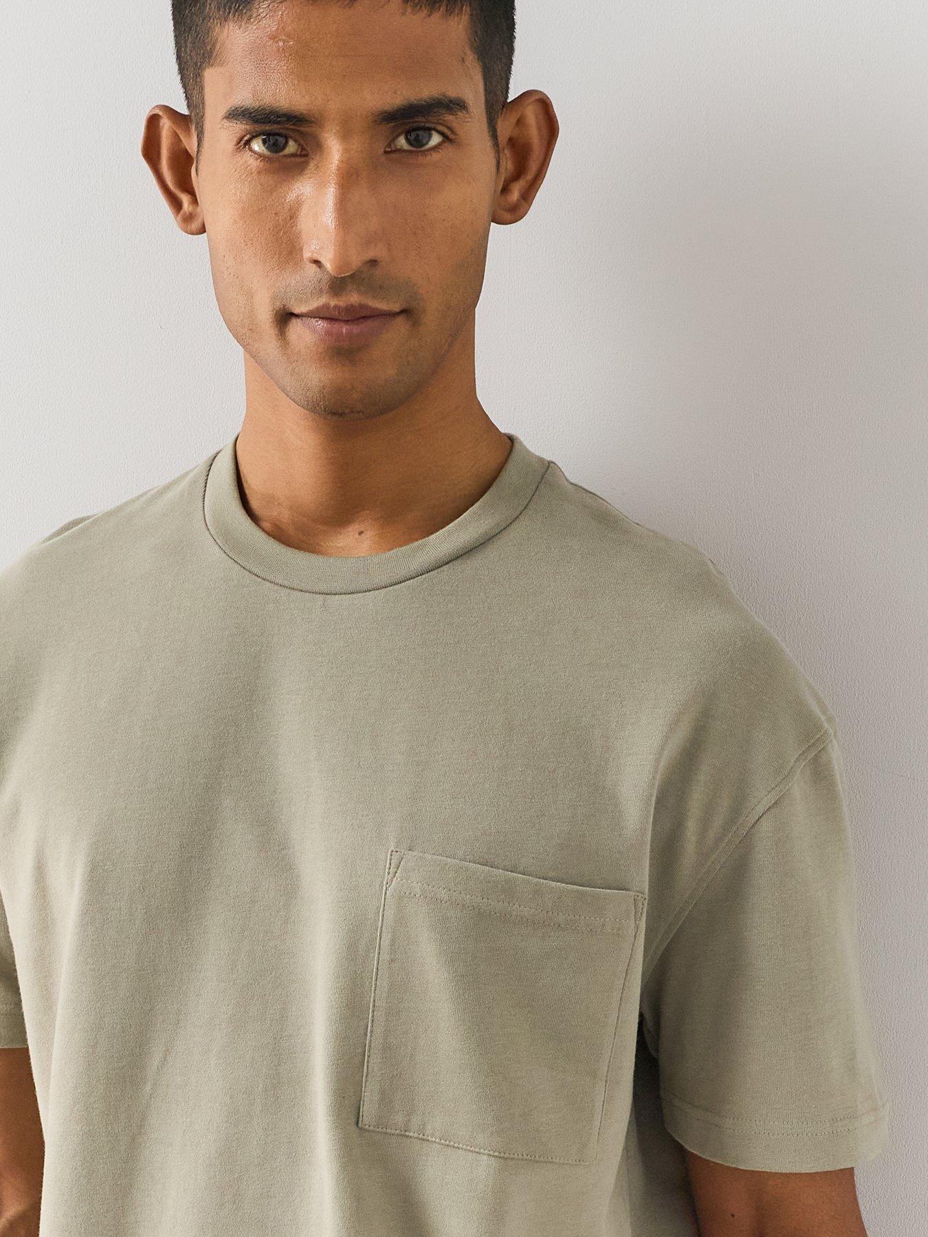 Image 5 of 7 of The Very Collection Men's Premium Relaxed Fit T-Shirt - Sage Green