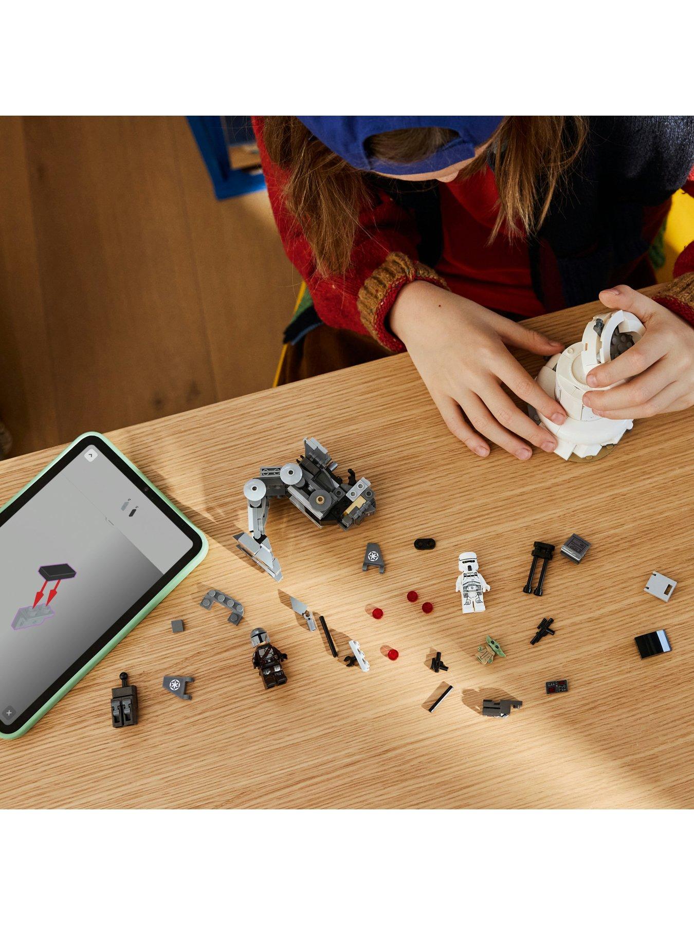 Image 4 of 8 of LEGO Star Wars AT-RT Attack 7544