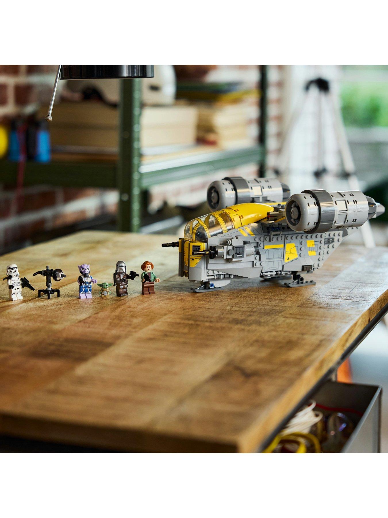  image of lego-star-wars-the-razor-cresttrade-vehicle-building-toy-75447