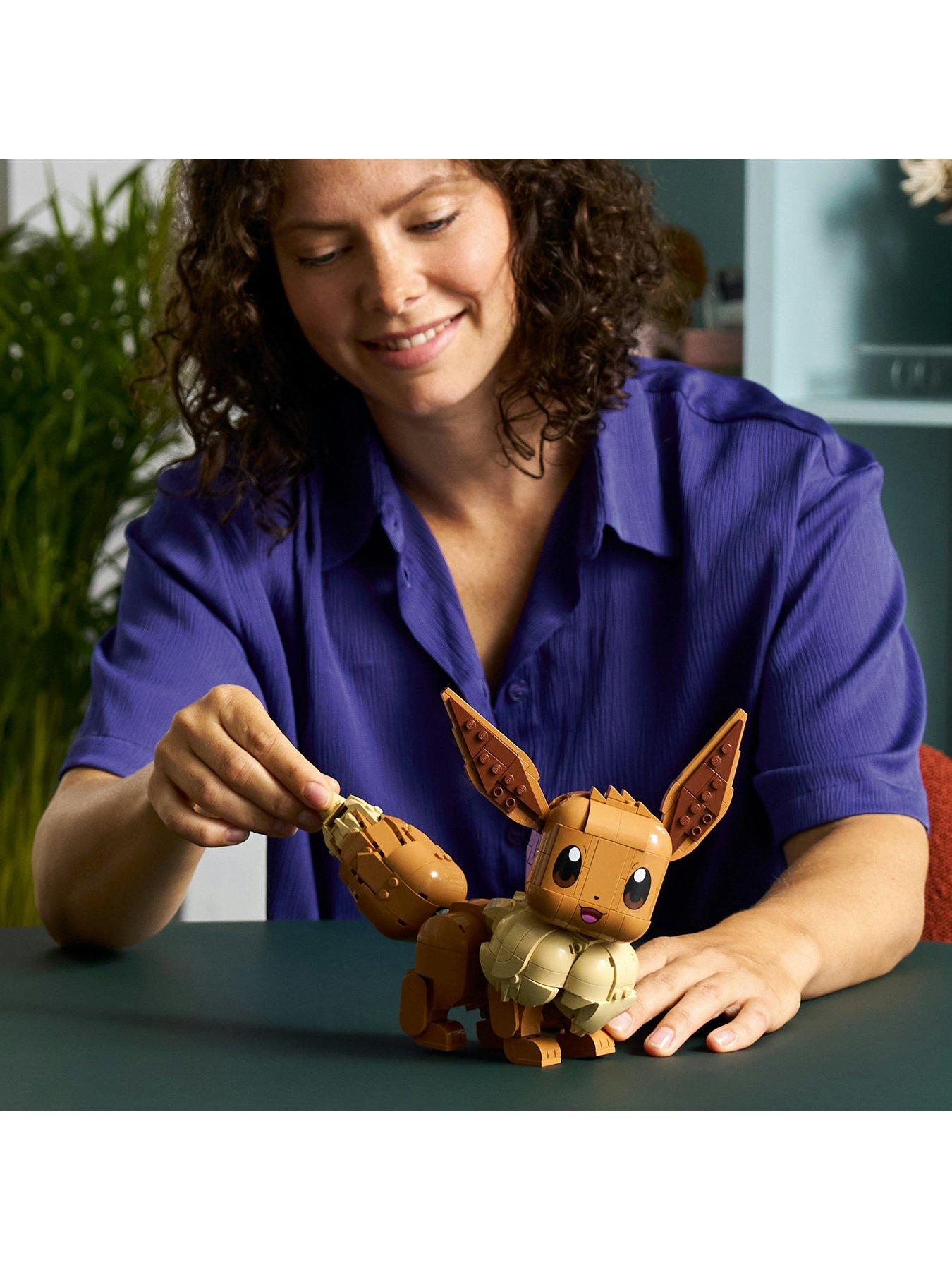 Image 5 of 8 of LEGO Pokemon Eevee Building Set 72151