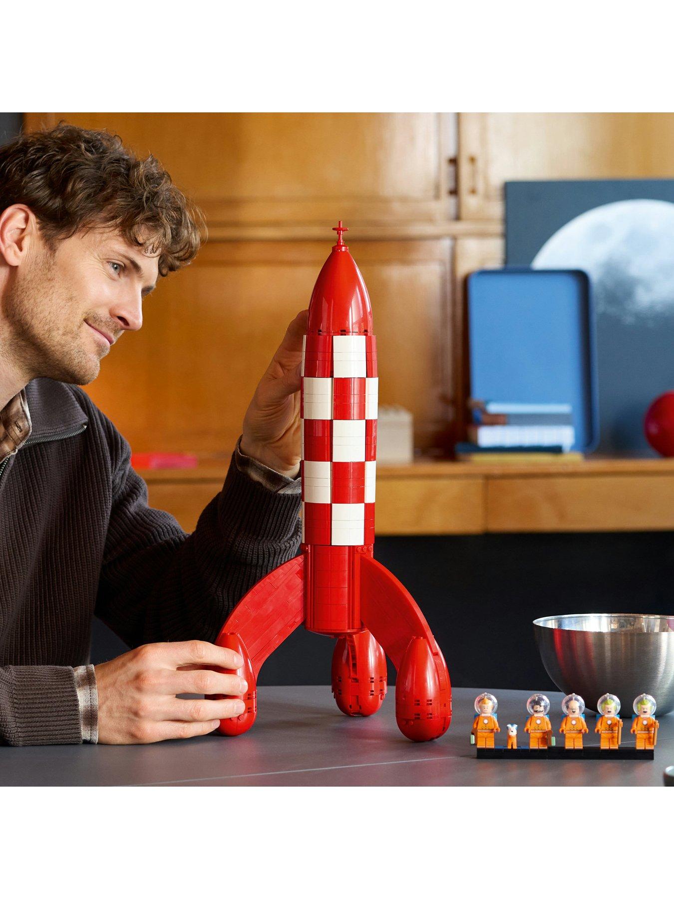 Image 6 of 8 of LEGO Ideas Tintin&reg; Moon Rocket Building Kit 21367