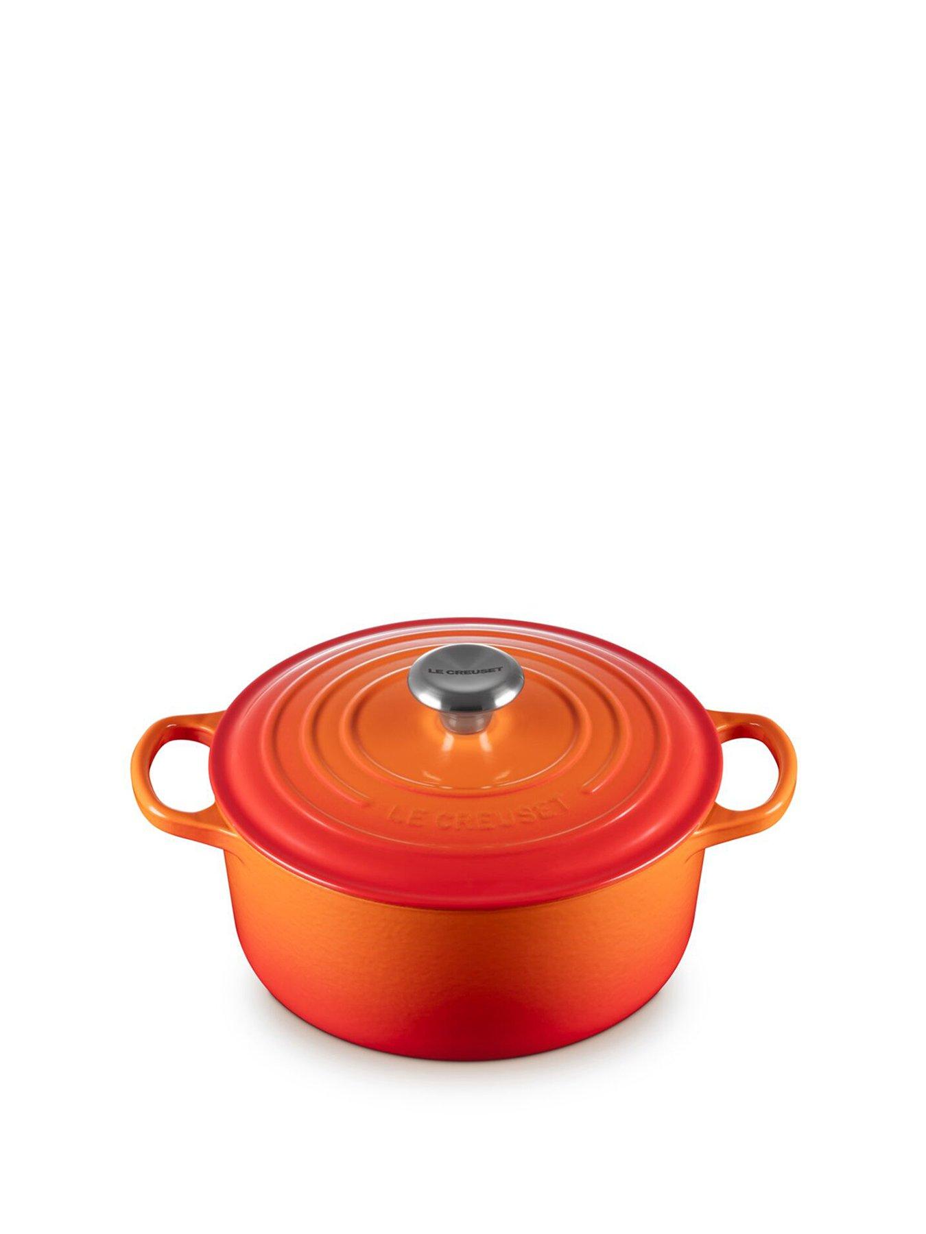 Le Creuset Signature Cast Iron Round Casserole 24cm Volcanic