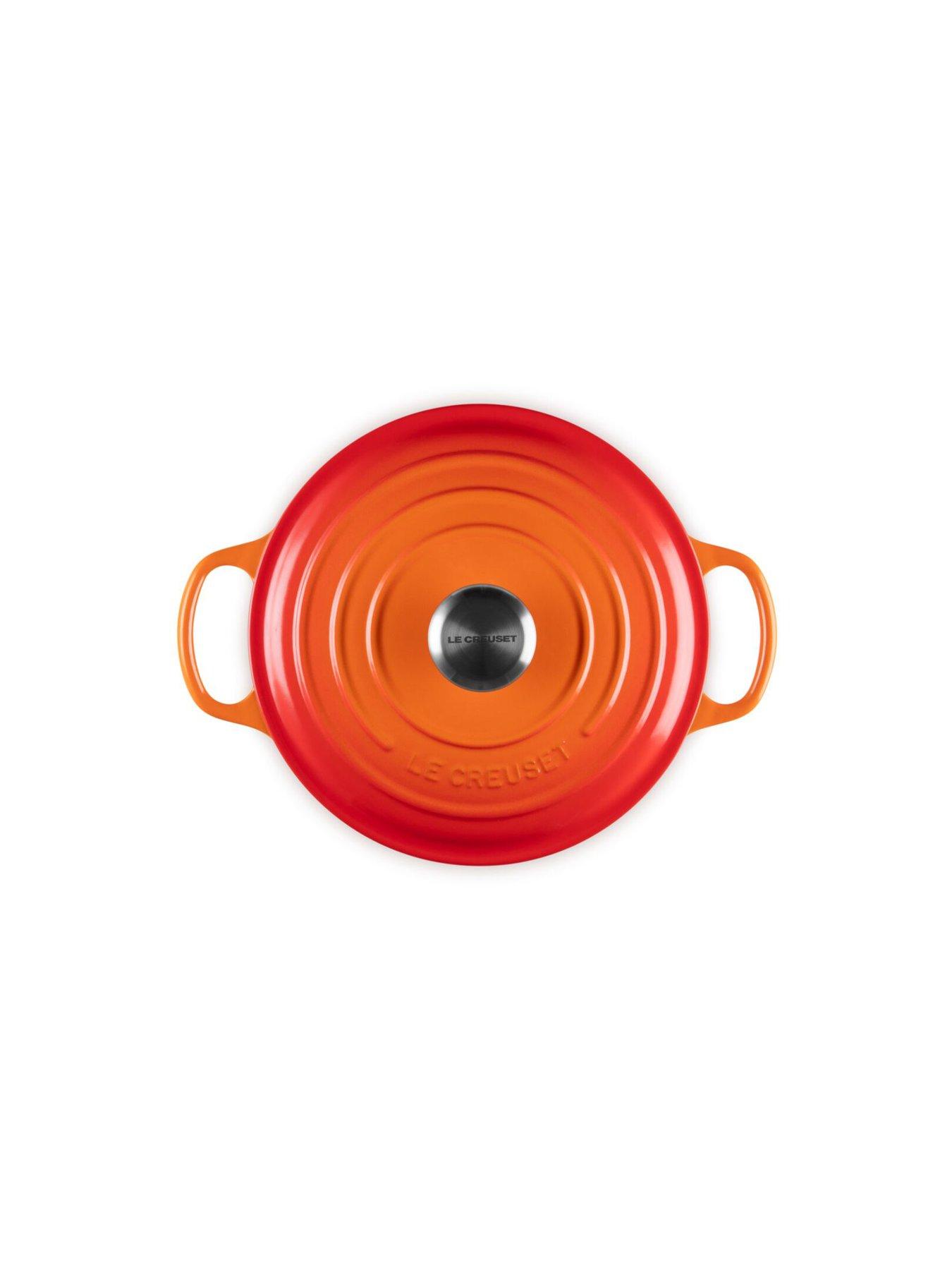 Image 3 of 4 of Le Creuset Signature Cast Iron Round Casserole 24cm