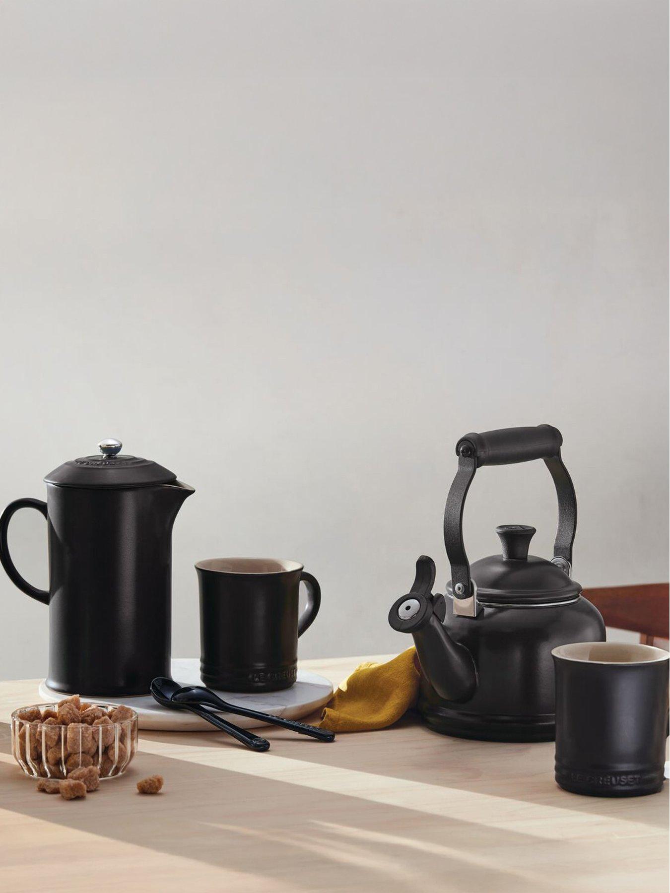 Image 4 of 4 of Le Creuset Traditional Kettle 2.1L Black