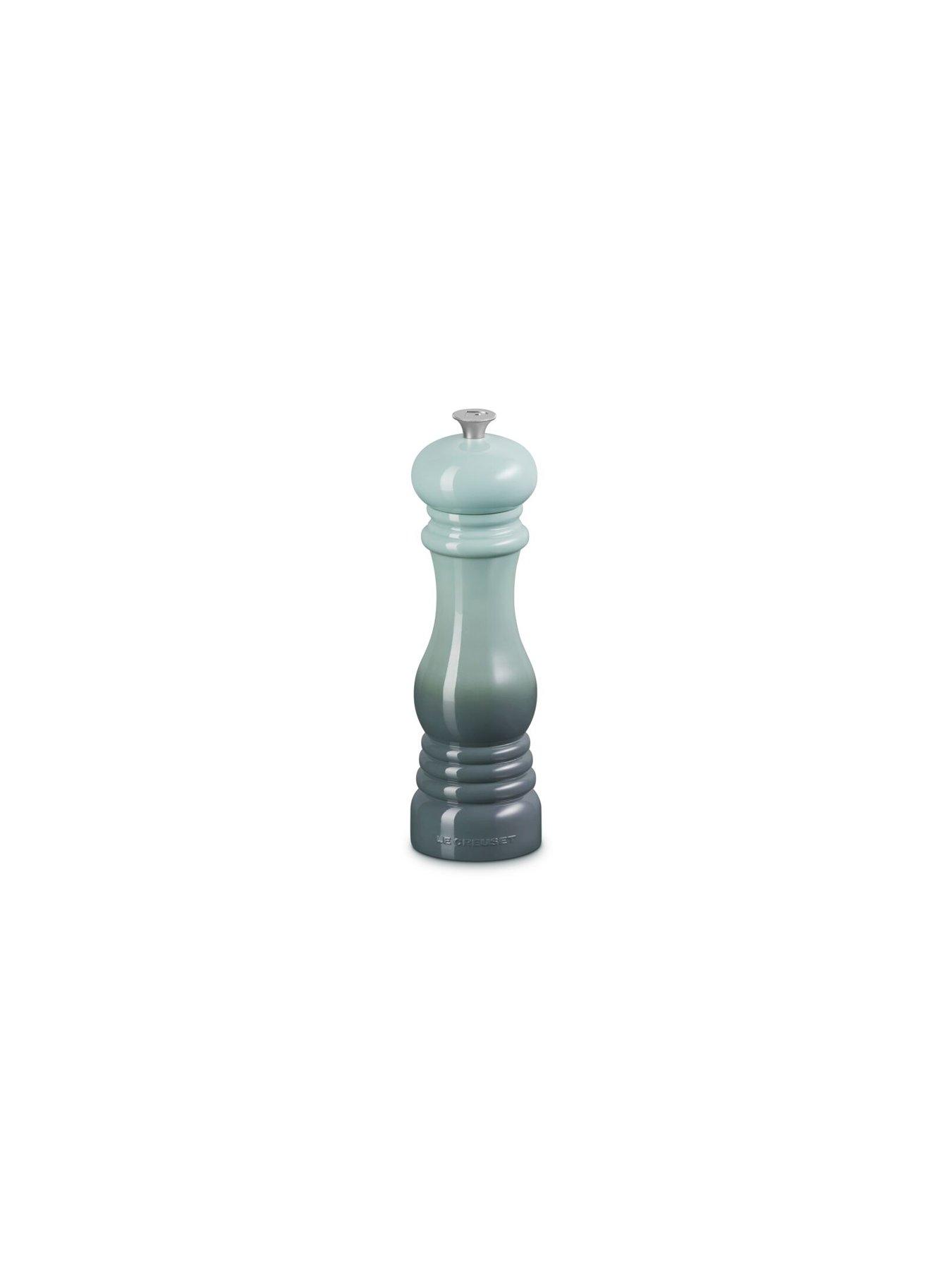 Le Creuset Classic Pepper Mill