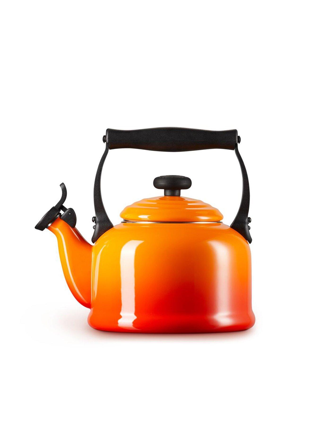 Le Creuset Traditional Kettle 2.1L Black