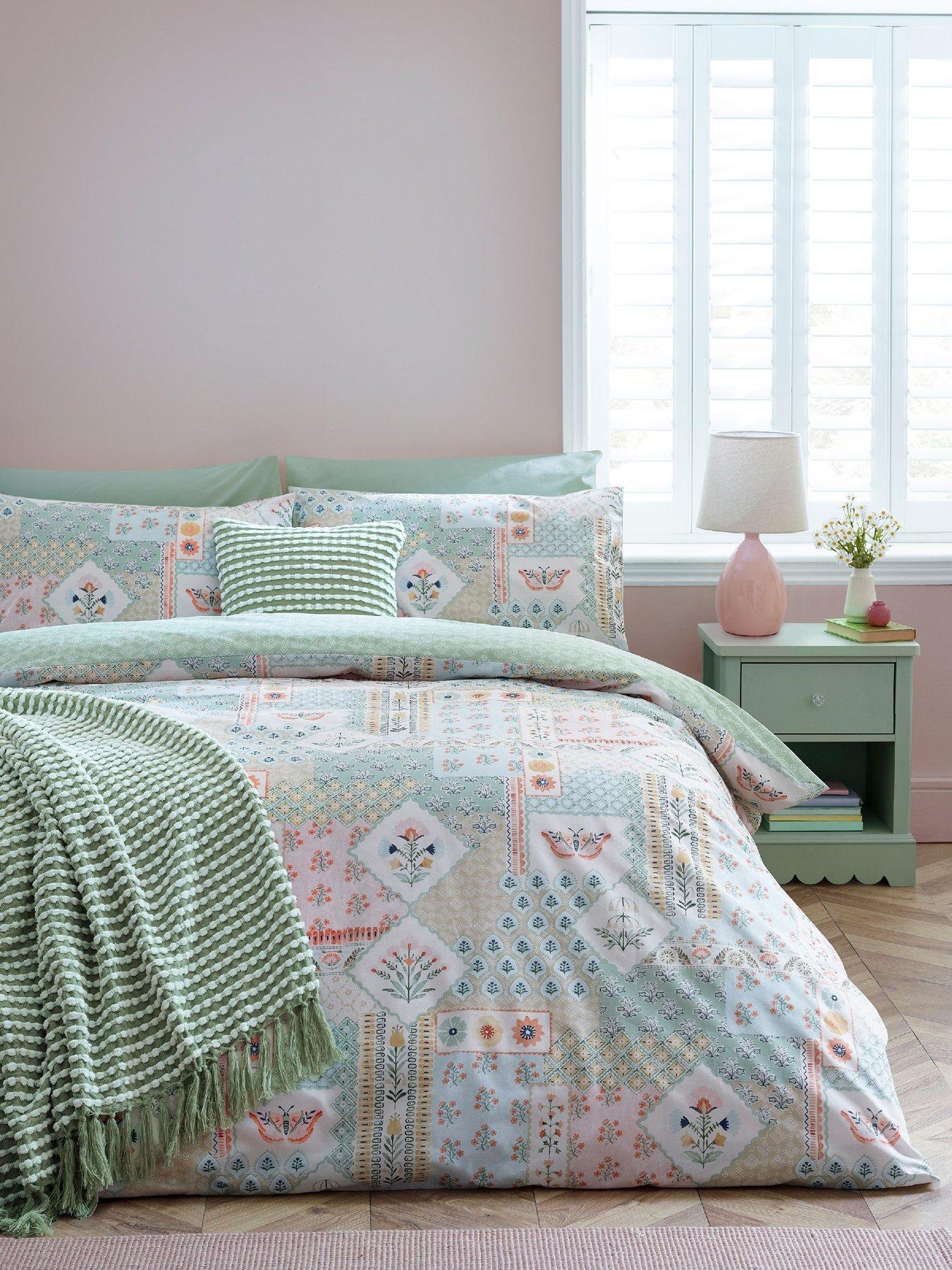 Image 1 of 6 of Catherine Lansfield Folk Patchwork Duvet Set Green