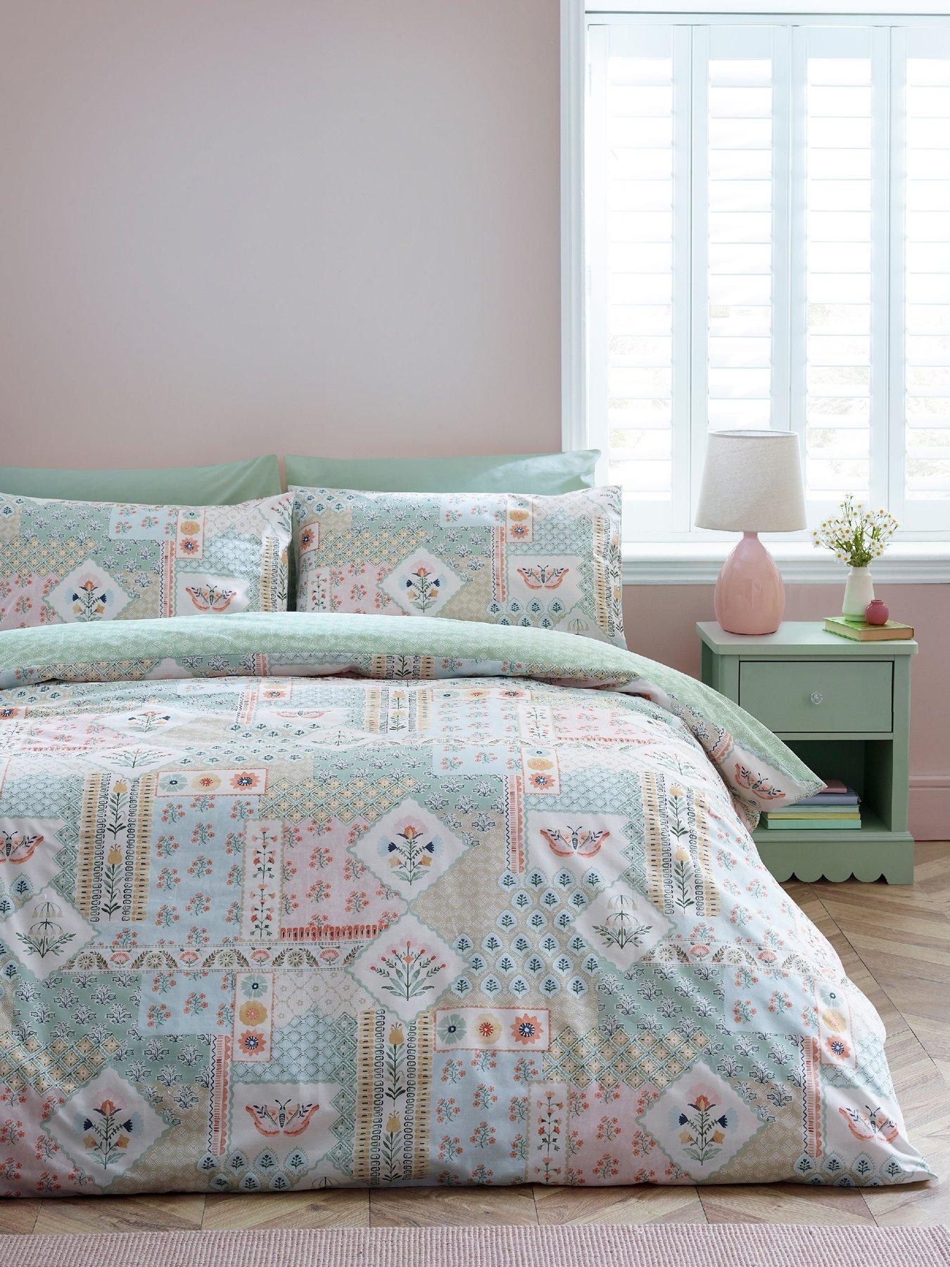 Image 3 of 6 of Catherine Lansfield Folk Patchwork Duvet Set Green