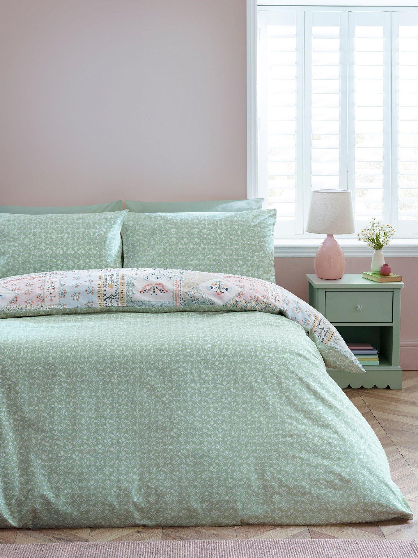Image 4 of 6 of Catherine Lansfield Folk Patchwork Duvet Set Green