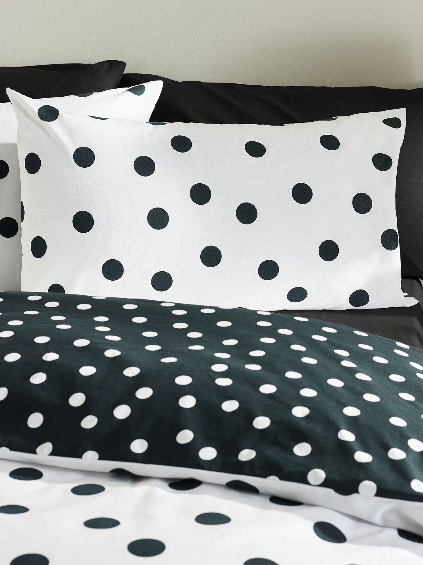 Image 5 of 6 of Catherine Lansfield Polka Dot Duvet Set Black / White