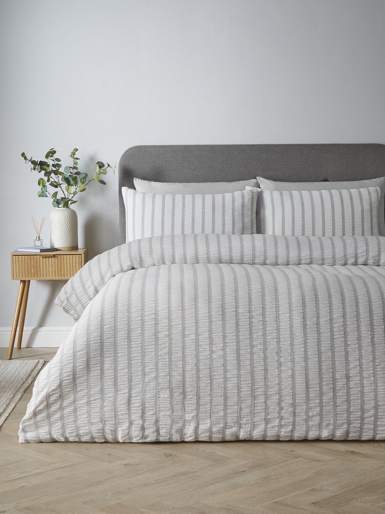Catherine Lansfield So Soft Seersucker Stripe Duvet Set Grey