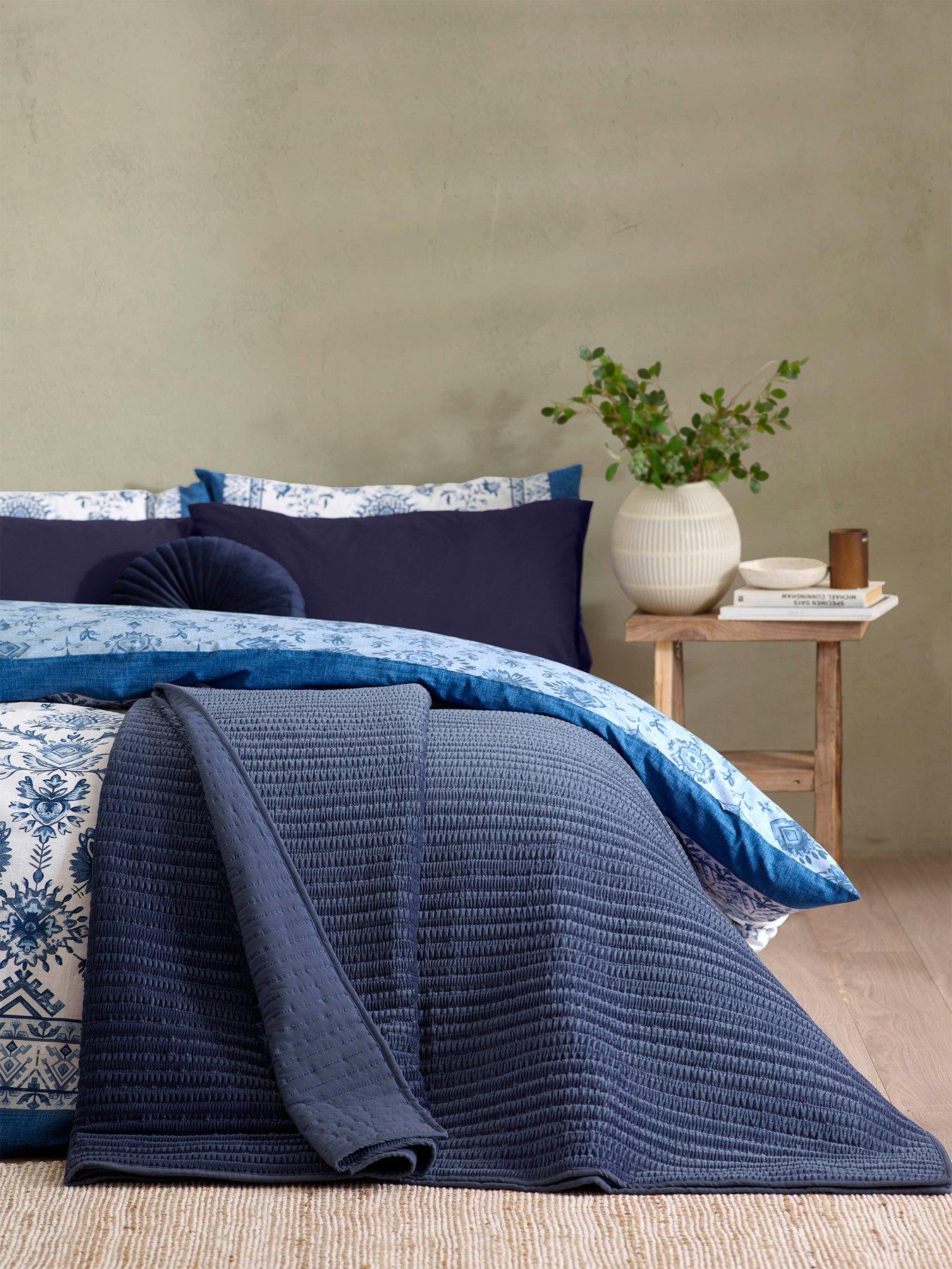 Catherine Lansfield Velvet Pinsonic Quilted Bedspread Navy Blue