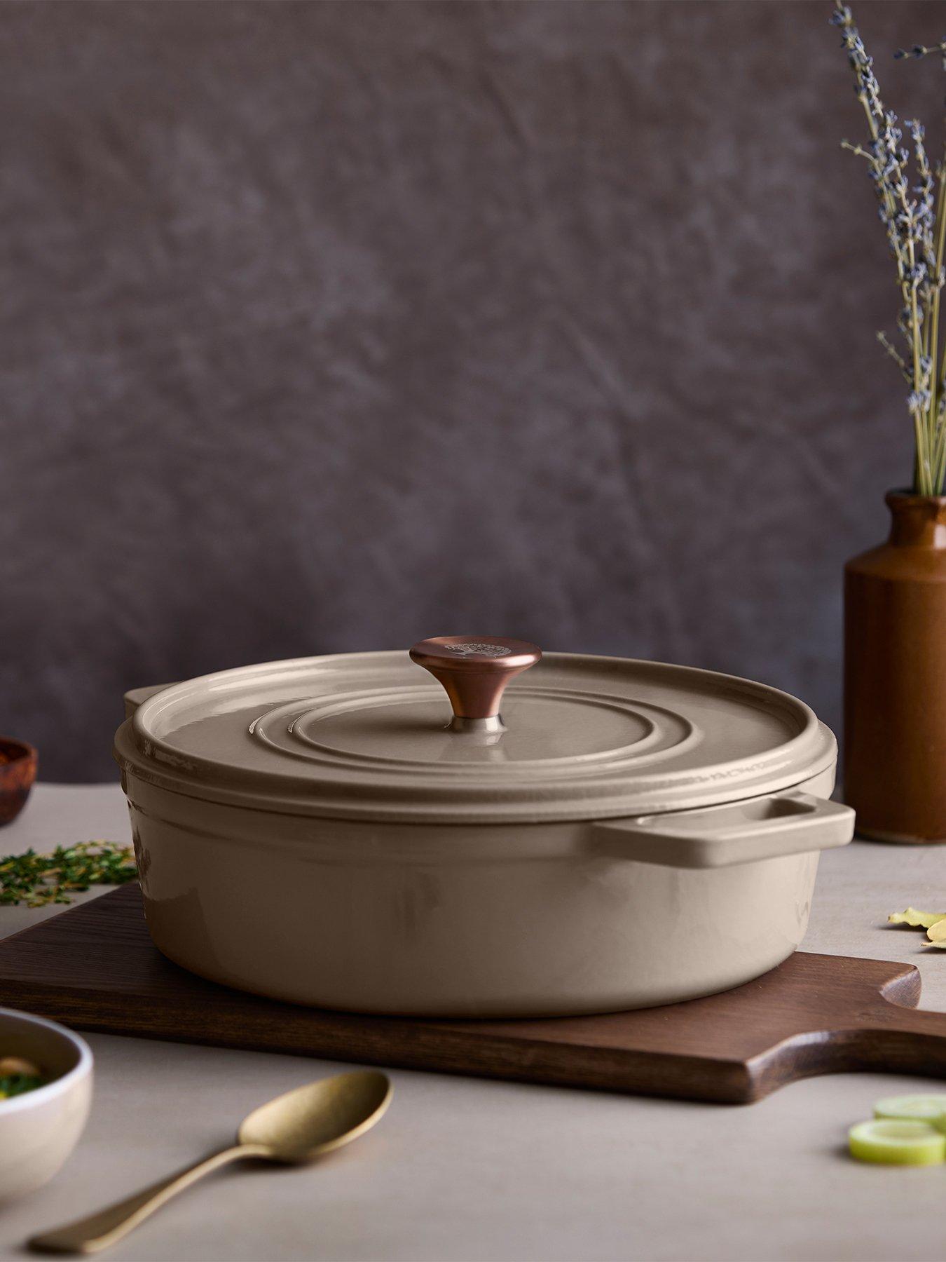 barbary-oak-nattura-28cm-shallow-cast-iron-casserole-pot-with-lid-cashmere