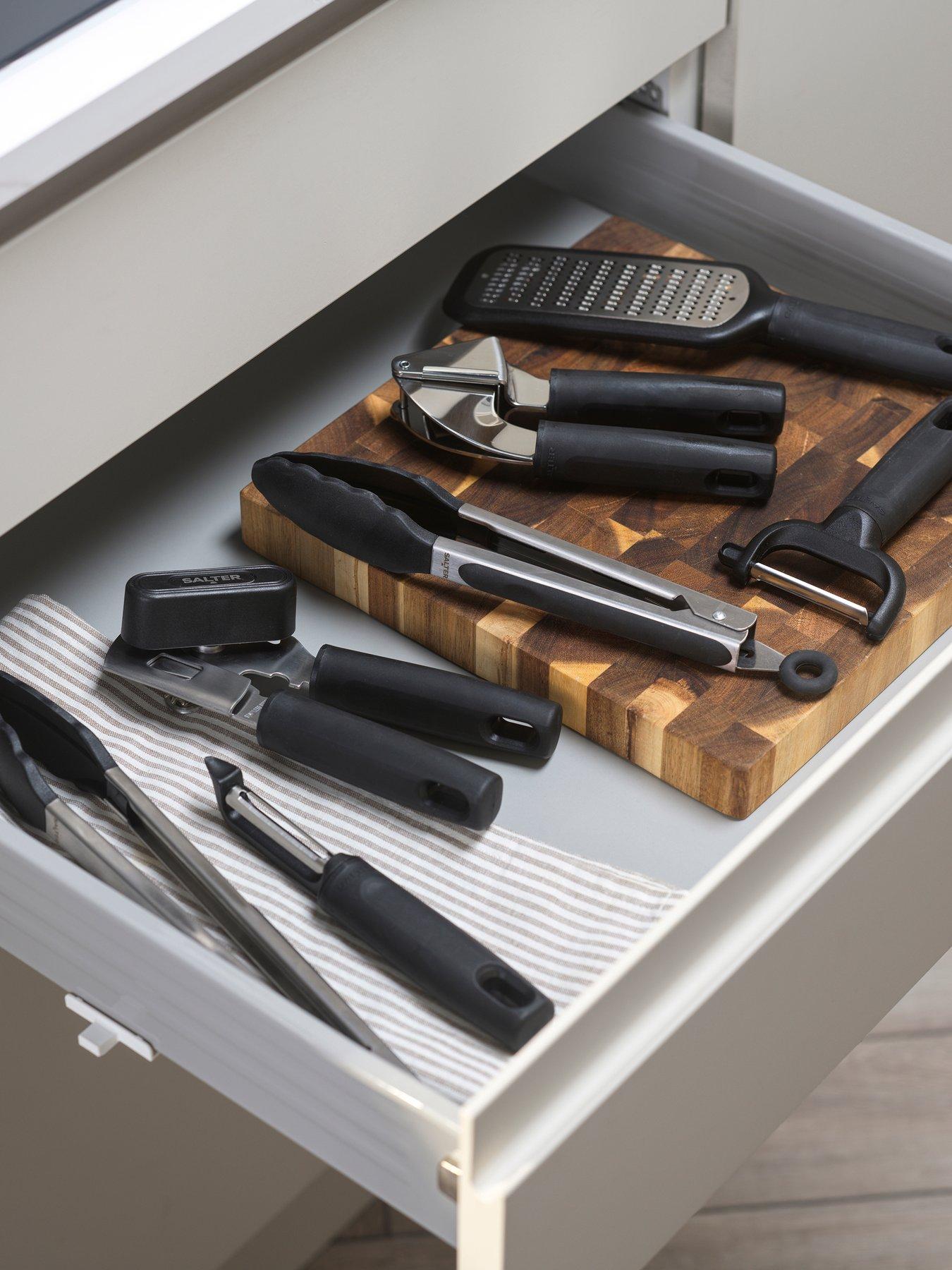 Image 4 of 6 of Salter Expert Kitchen Tongs Bundle