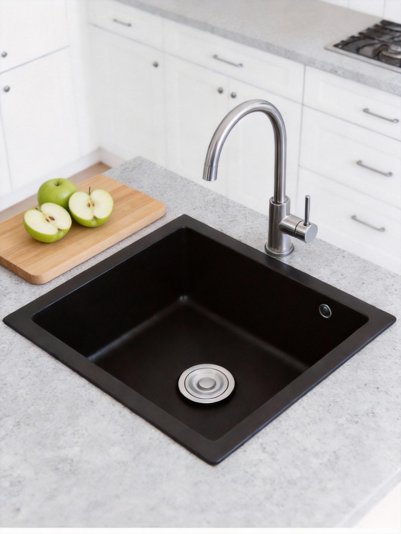 Living and Home Black Single Bowl Kitchen Sink With Strainer Waste Kit