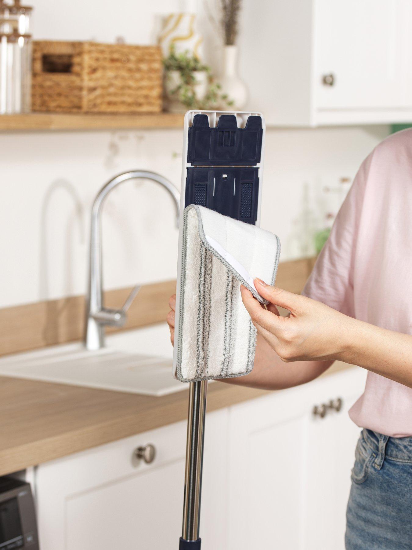 Image 6 of 7 of Beldray Deep Clean Ultimate Flat Mop &amp; Bucket