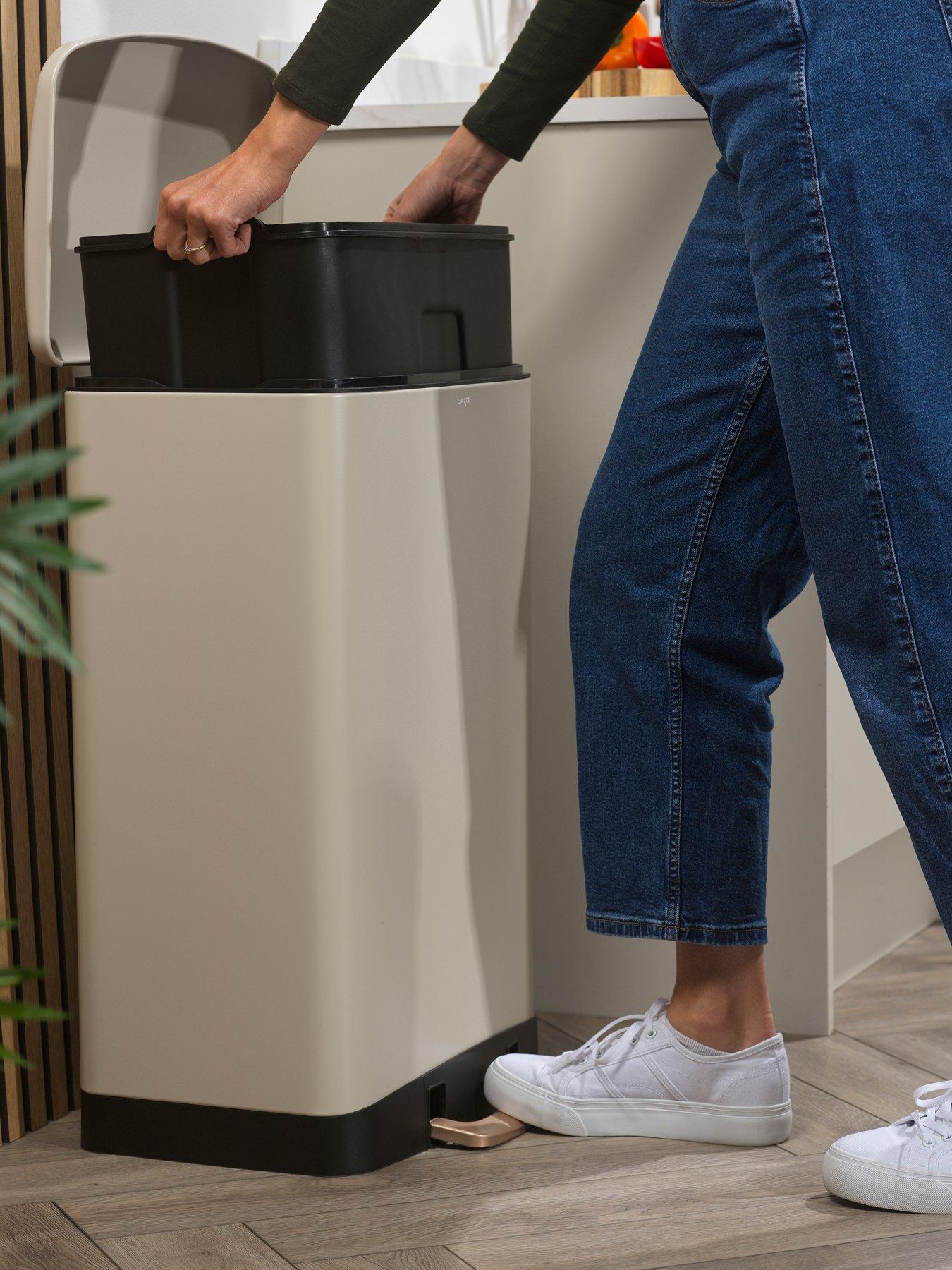 Image 3 of 5 of Salter Pebble 50l Pedal Bin
