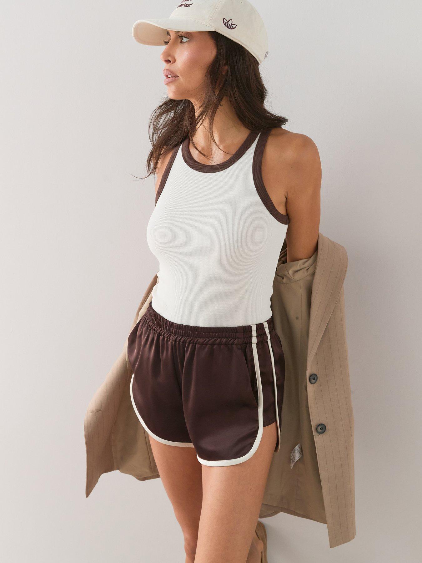 Image 5 of 7 of The Very Collection Racer Rib Vest Contrast-ecru