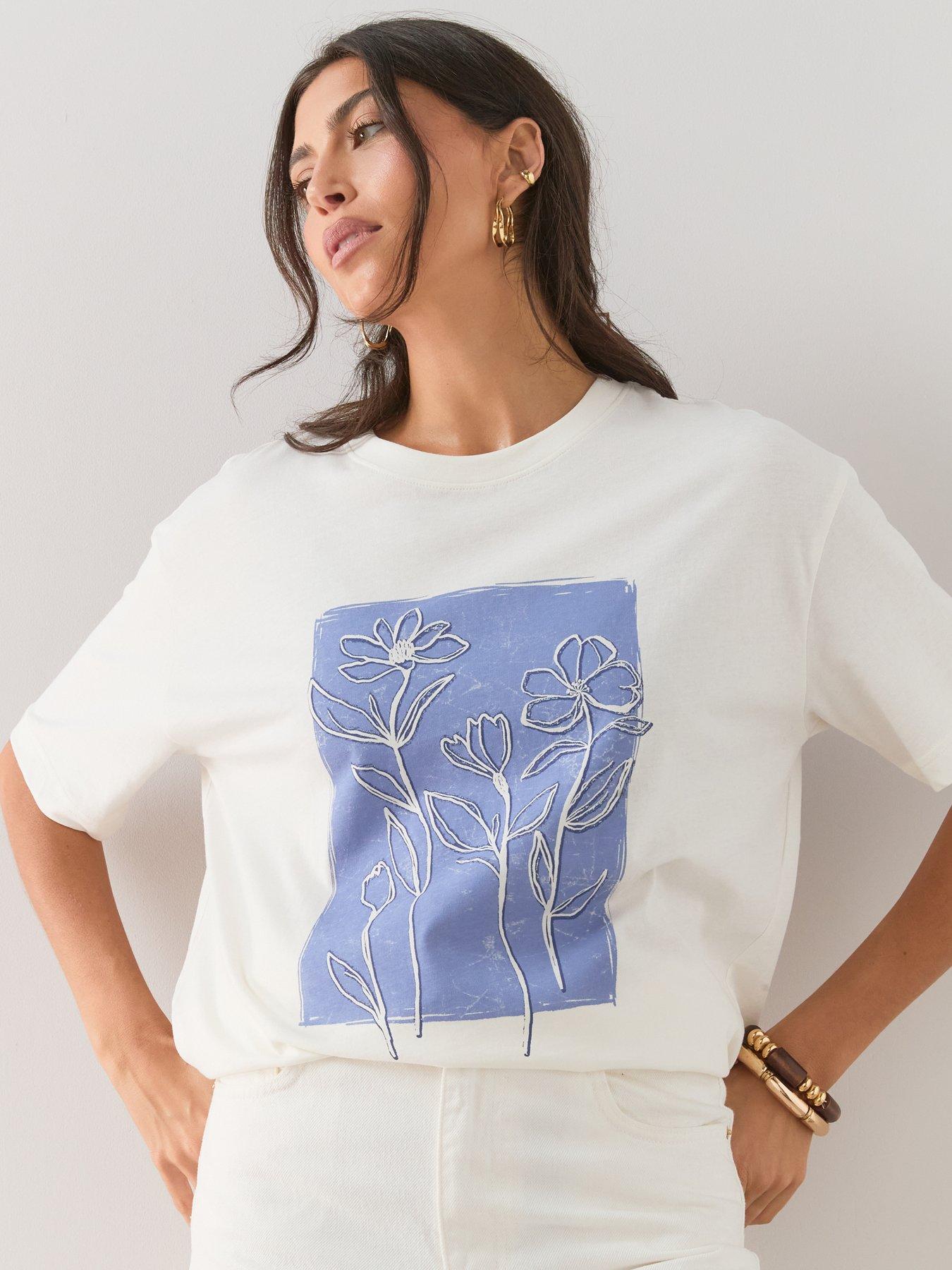 Image 4 of 7 of The Very Collection Oversized Floral Graphic T-Shirt - White/Blue