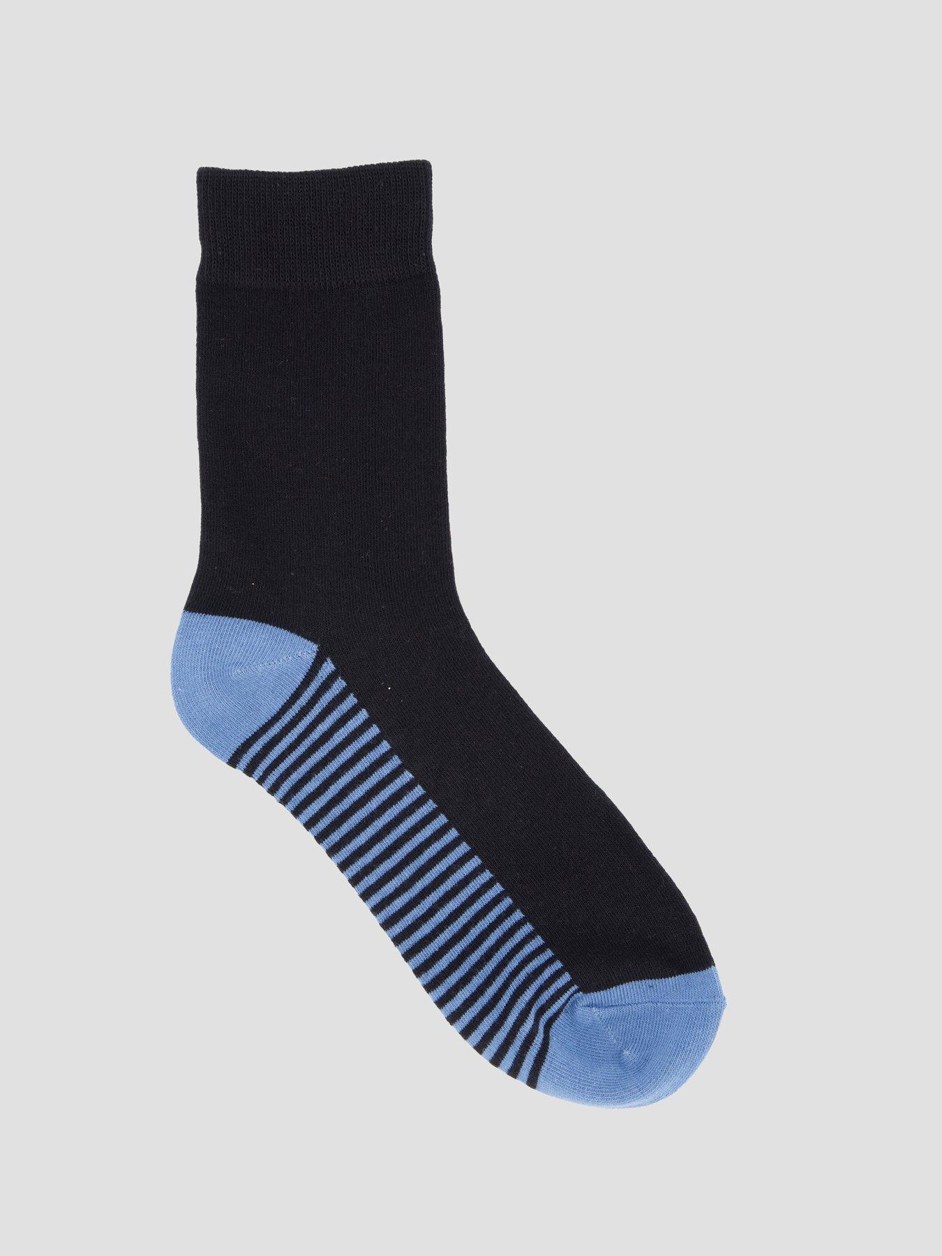 Image 2 of 3 of The Very Collection 5 Pack Heel &amp; Toe Socks - Multi