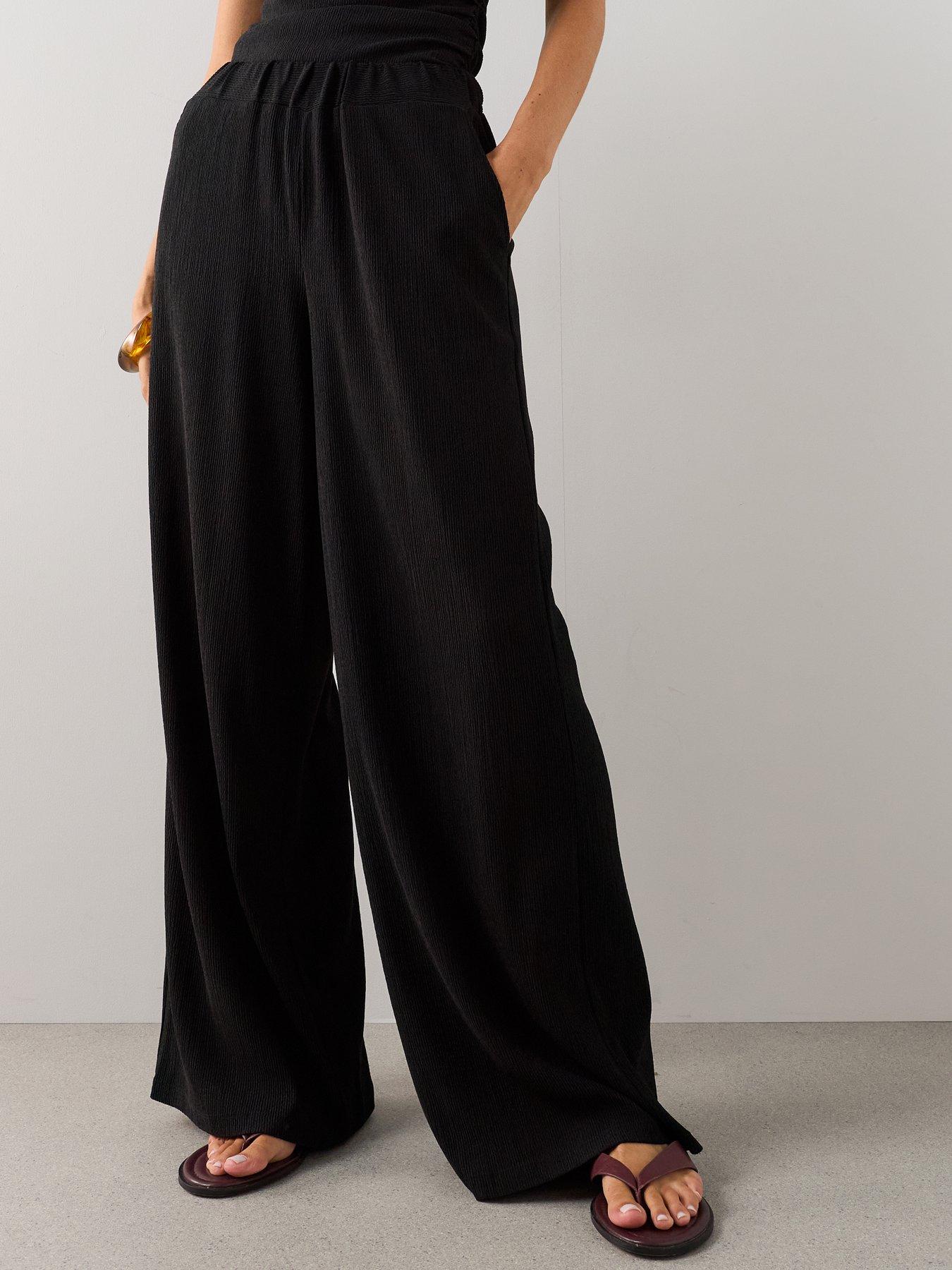 Image 3 of 7 of The Very Collection Crinkle Wide Leg Trouser Co-Ord - Black