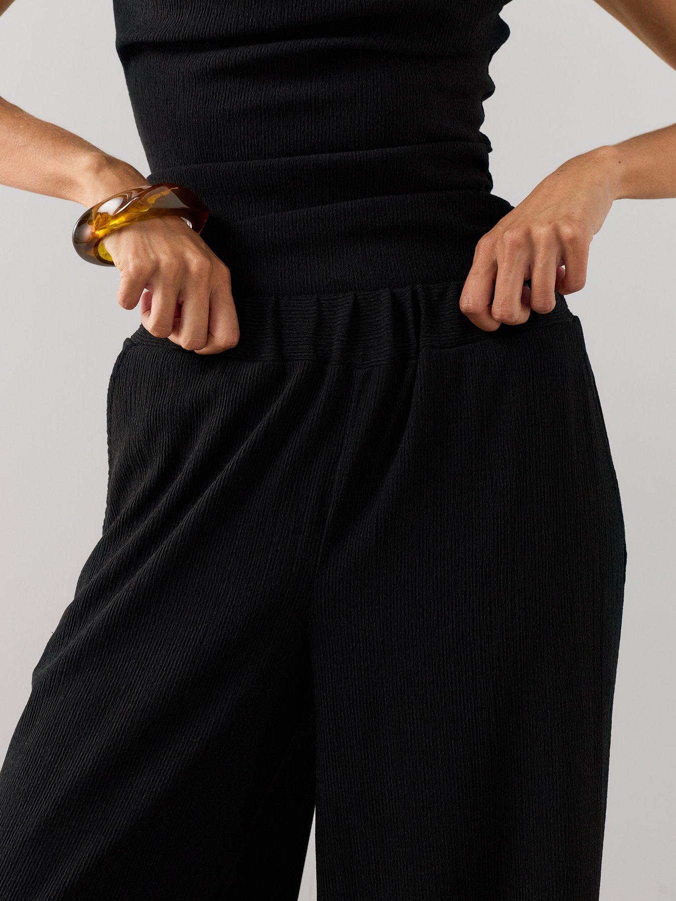 Image 6 of 7 of The Very Collection Crinkle Wide Leg Trouser Co-Ord - Black