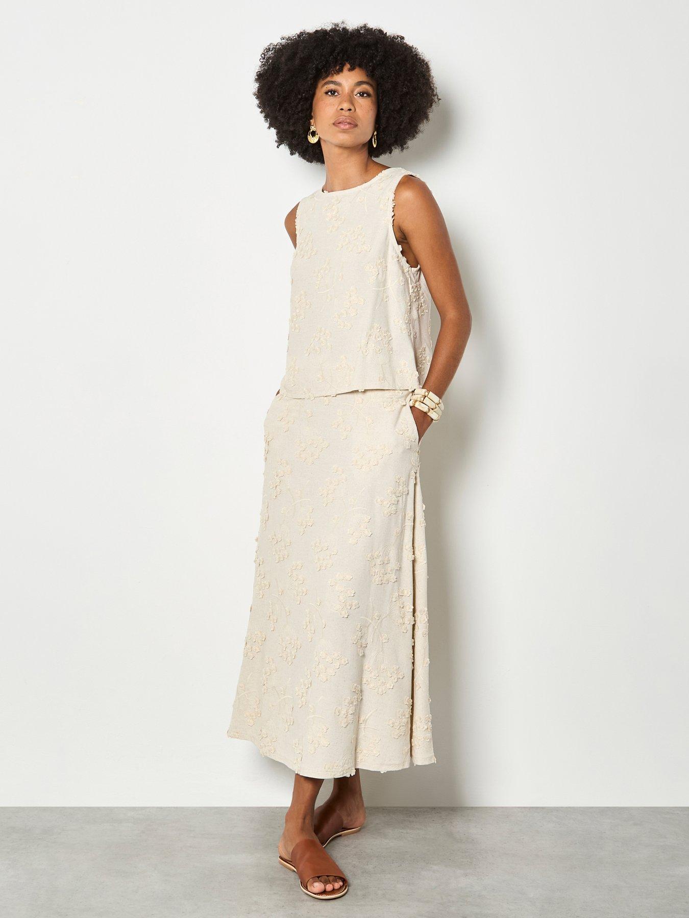 Apricot Dandellion Embroidered Skirt