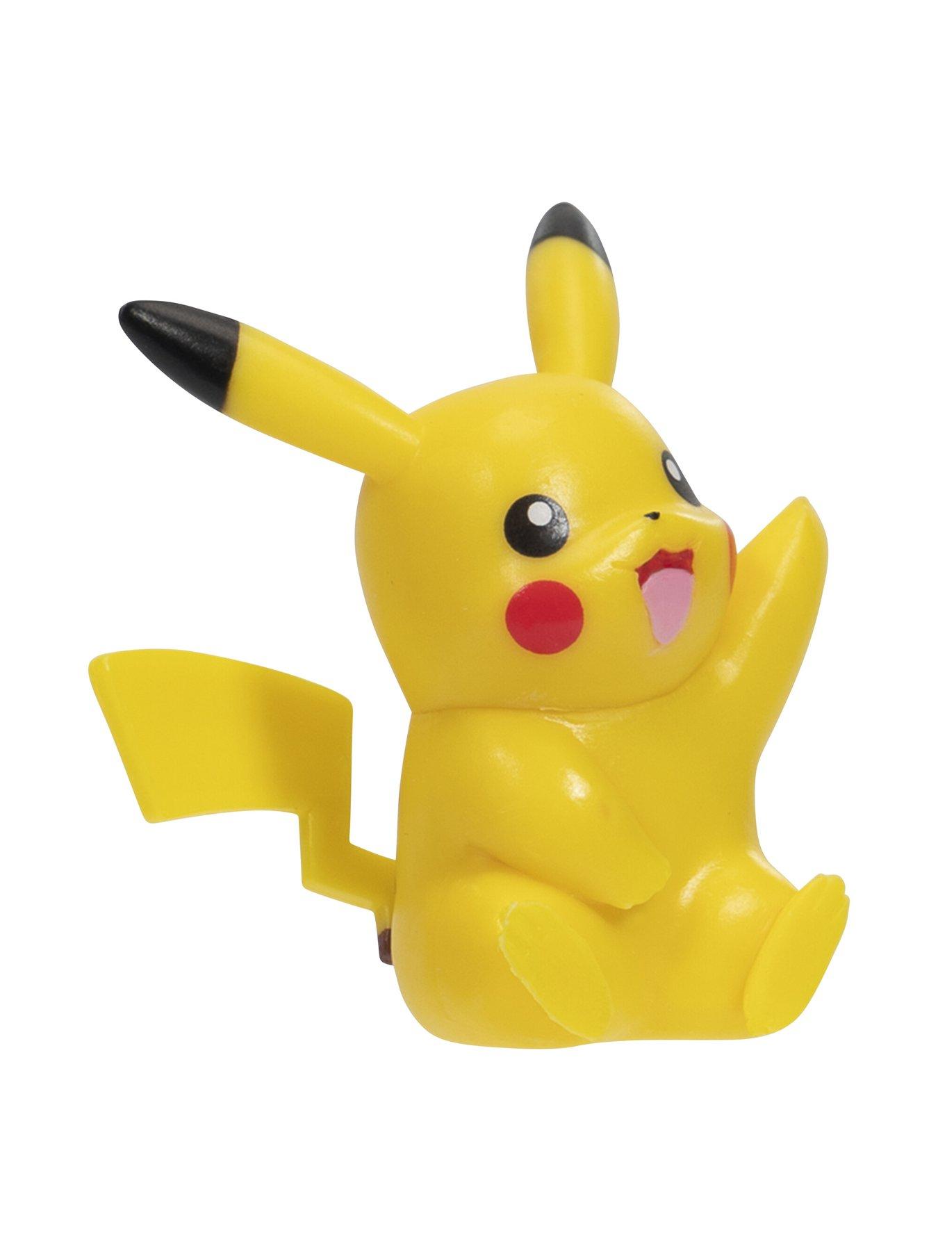Image 5 of 8 of Pokemon Pikachu Clip 'N' Go Belt Set - Includes Themed Belt and 2-Inch Pikachu Battle Figure with Heal Ball and Quick Ball Accessories