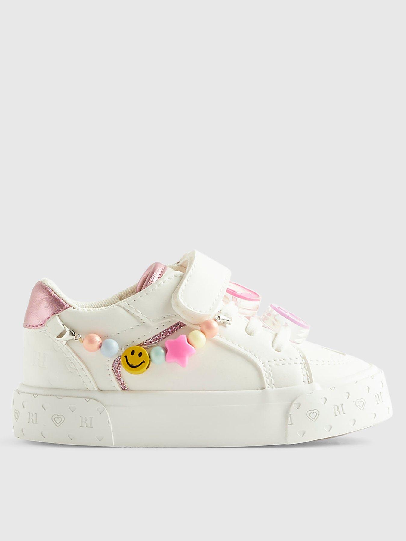 river-island-mini-girls-charm-plimsole-shoes-white
