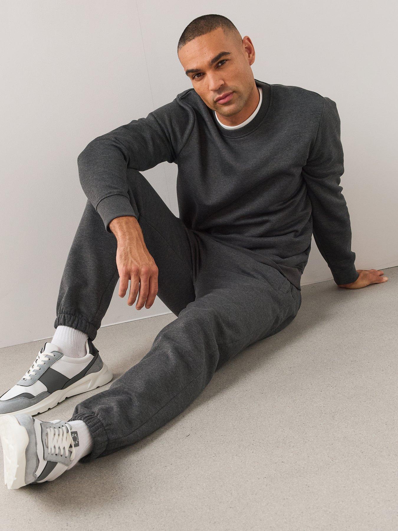Image 6 of 7 of The Very Collection Mens Essential Crew Neck Sweatshirt - Charcoal
