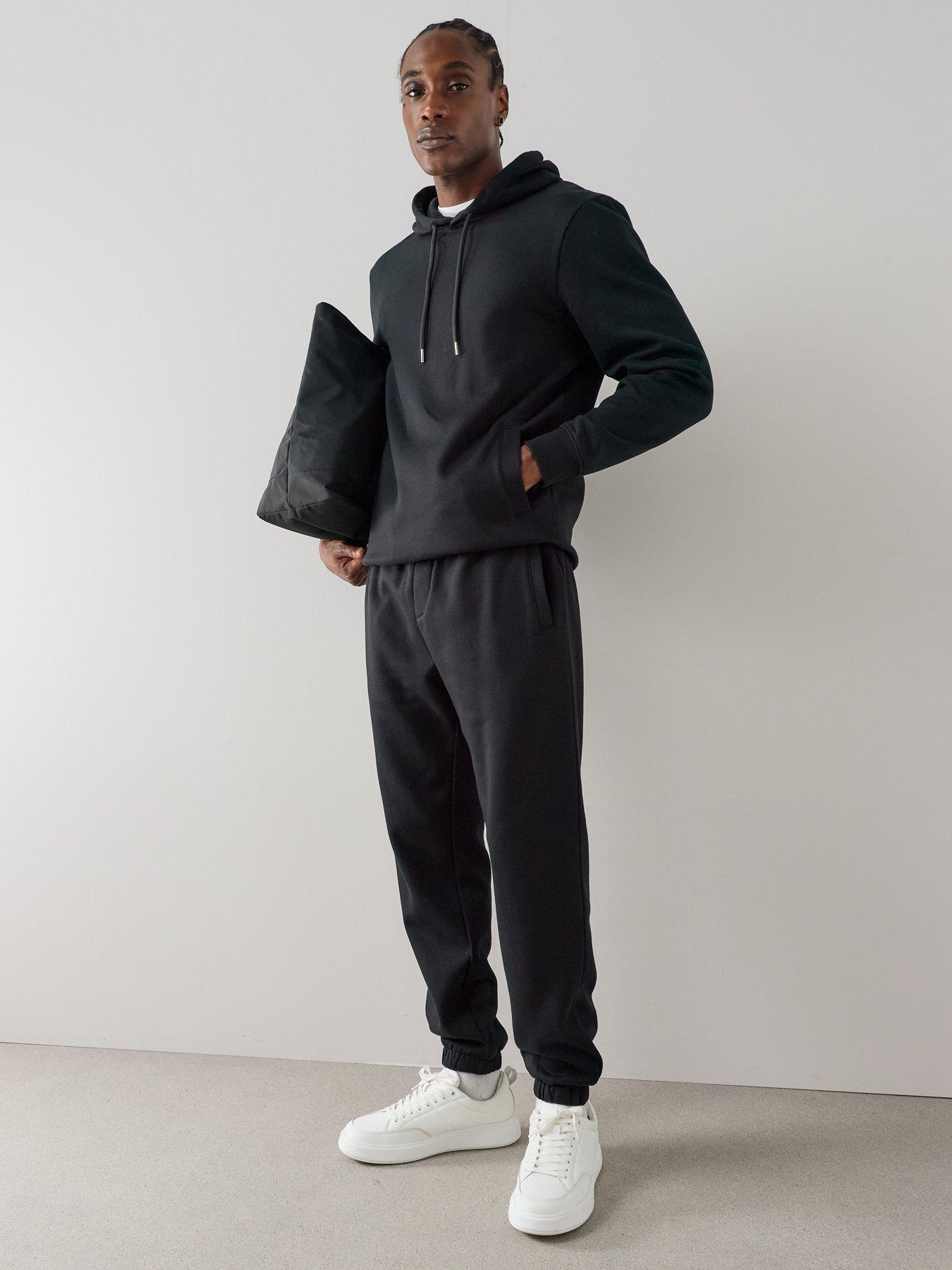The Very Collection Men's Essentials Overhead Hoodie and Joggers Tracksuit Set - Black
