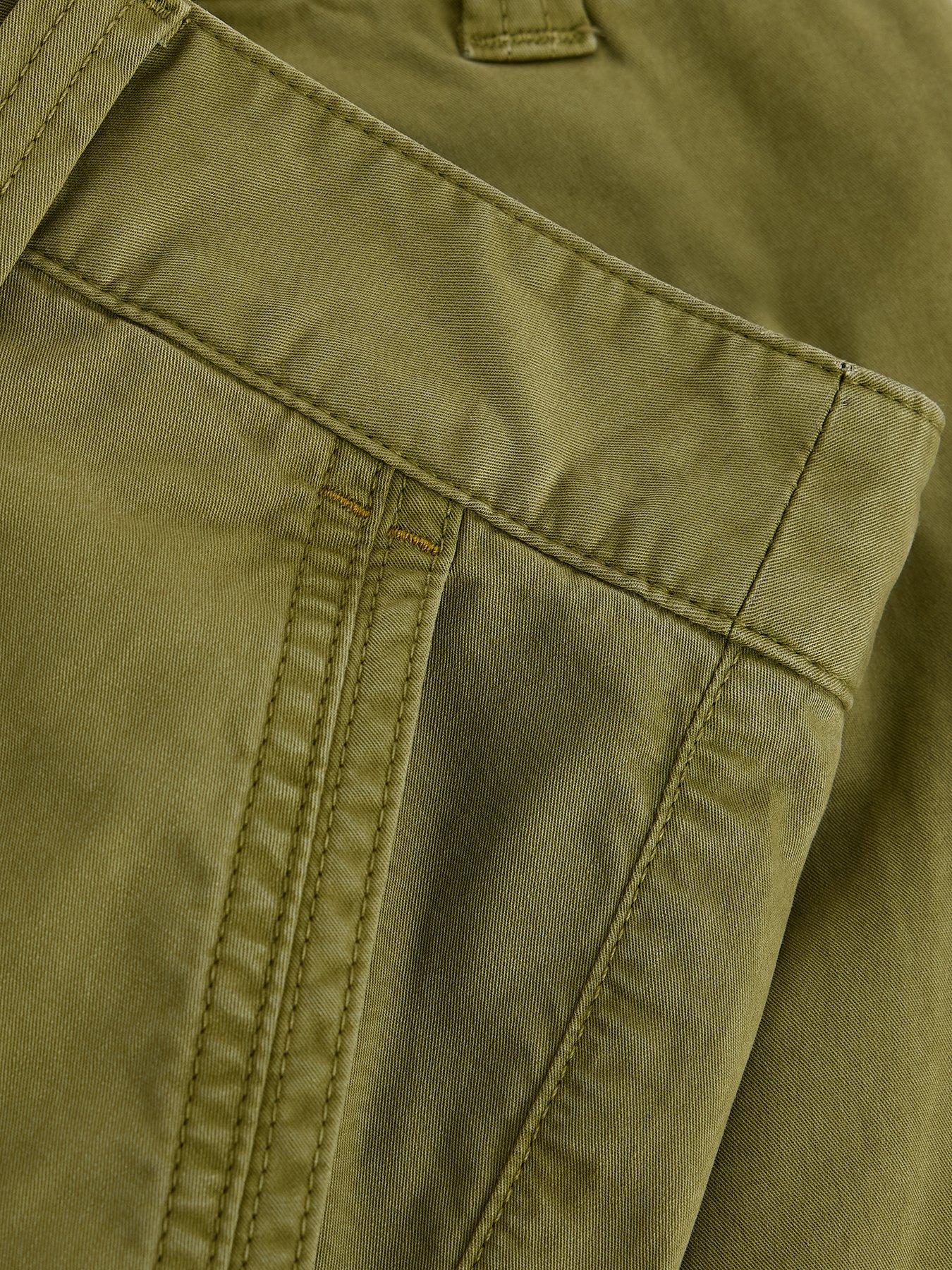 Image 6 of 6 of White Stuff Heidi Chino Short - Green
