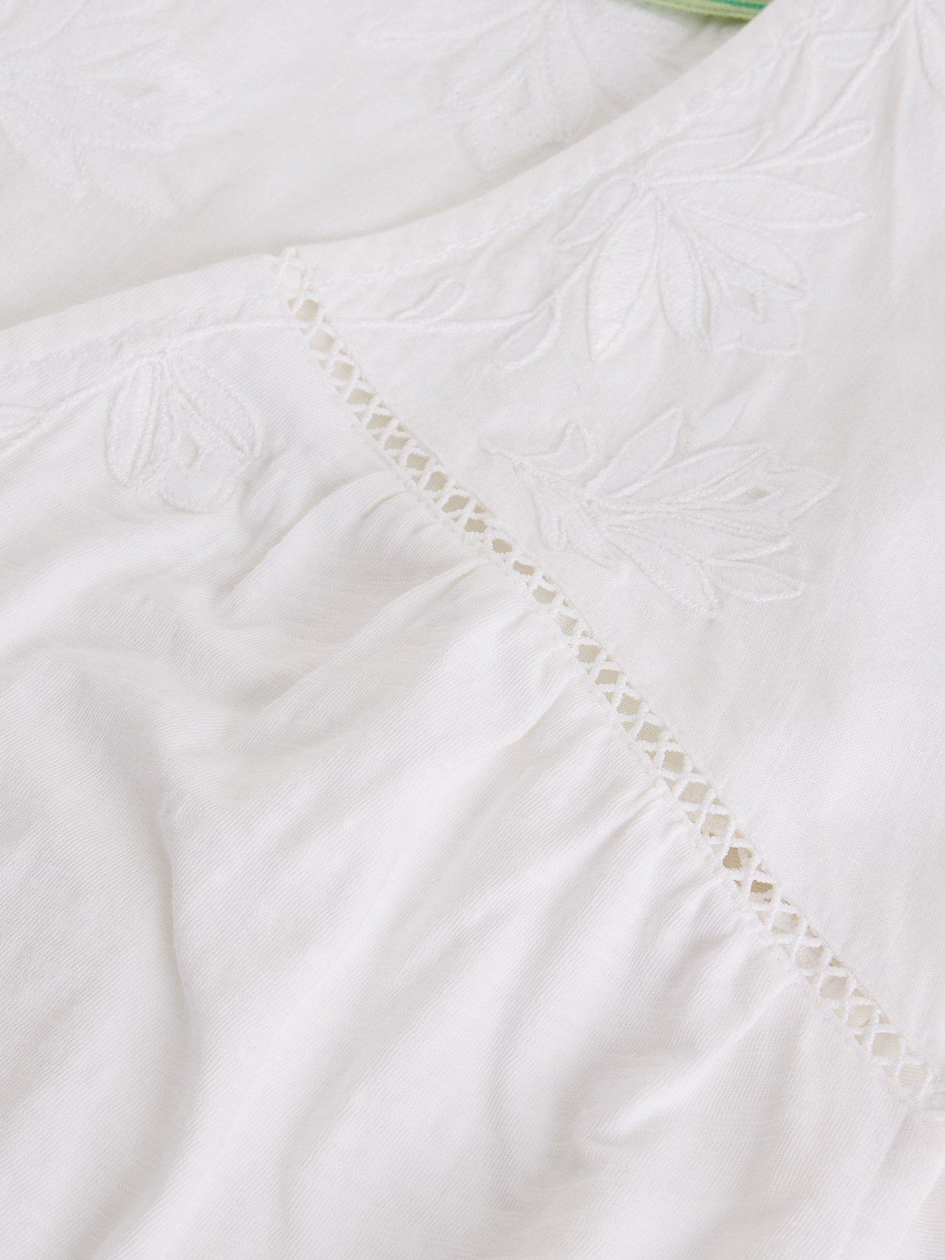 Image 6 of 6 of White Stuff Fliss Floral Top - White