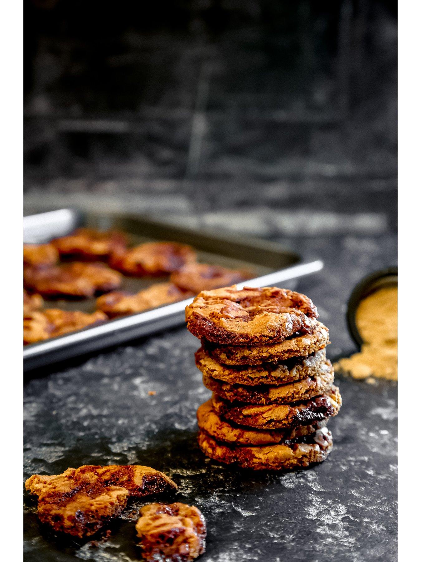 Image 3 of 5 of MasterClass Non-Stick Baking Tray - Set of 2
