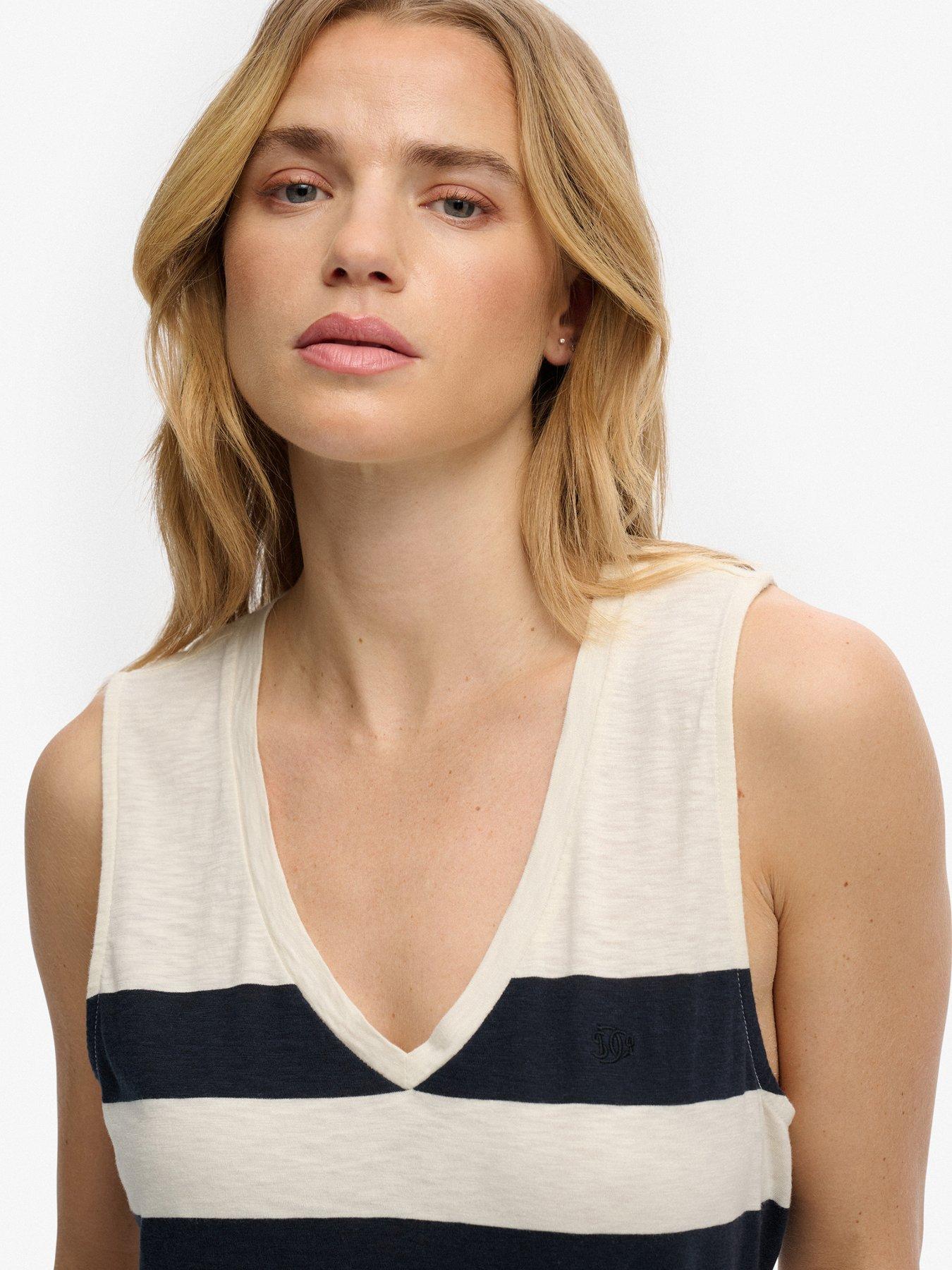 Image 4 of 5 of Superdry Studios Vee Neck Vest