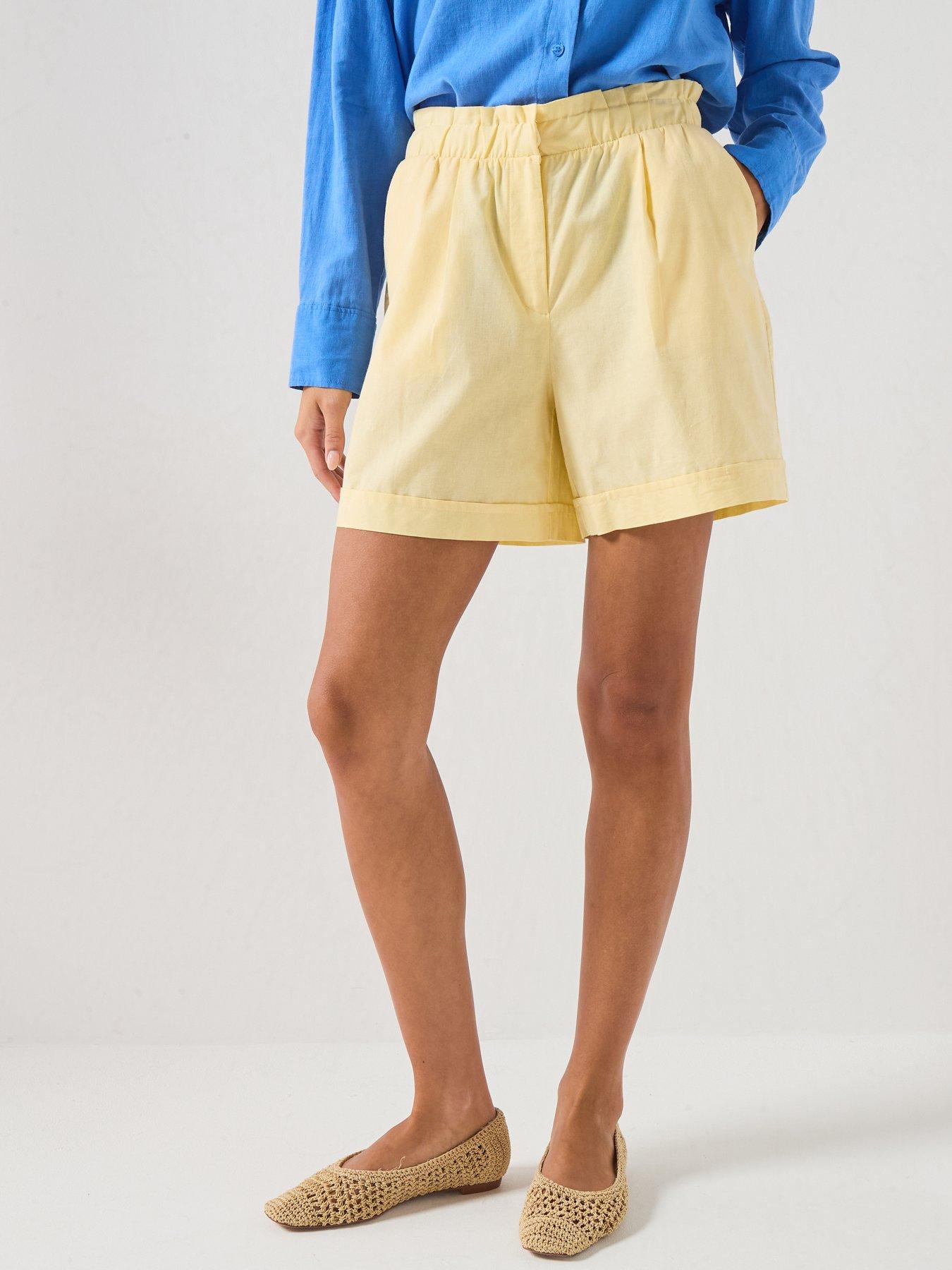 Vero Moda Vmselma Nw Shorts - Yellow