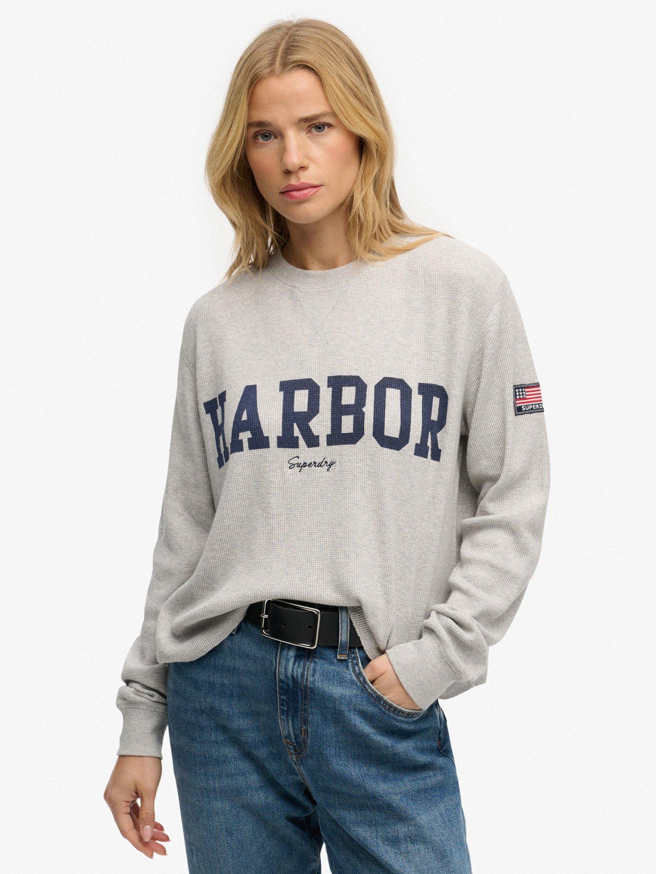 front image of superdry-athletic-essential-graphic-long-sleeve-top-grey
