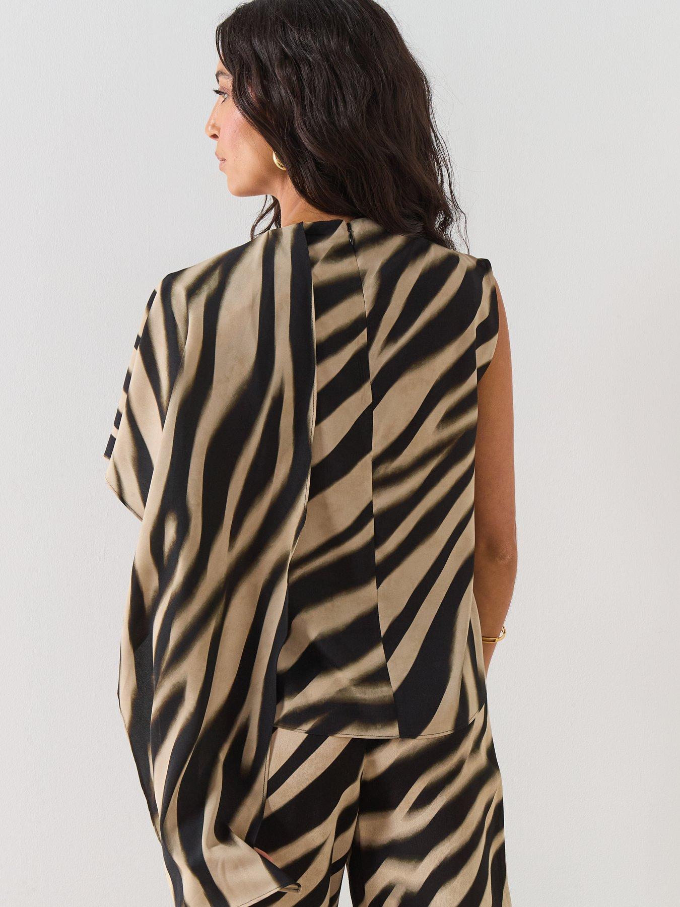  image of mango-printed-foulard-blouse-black