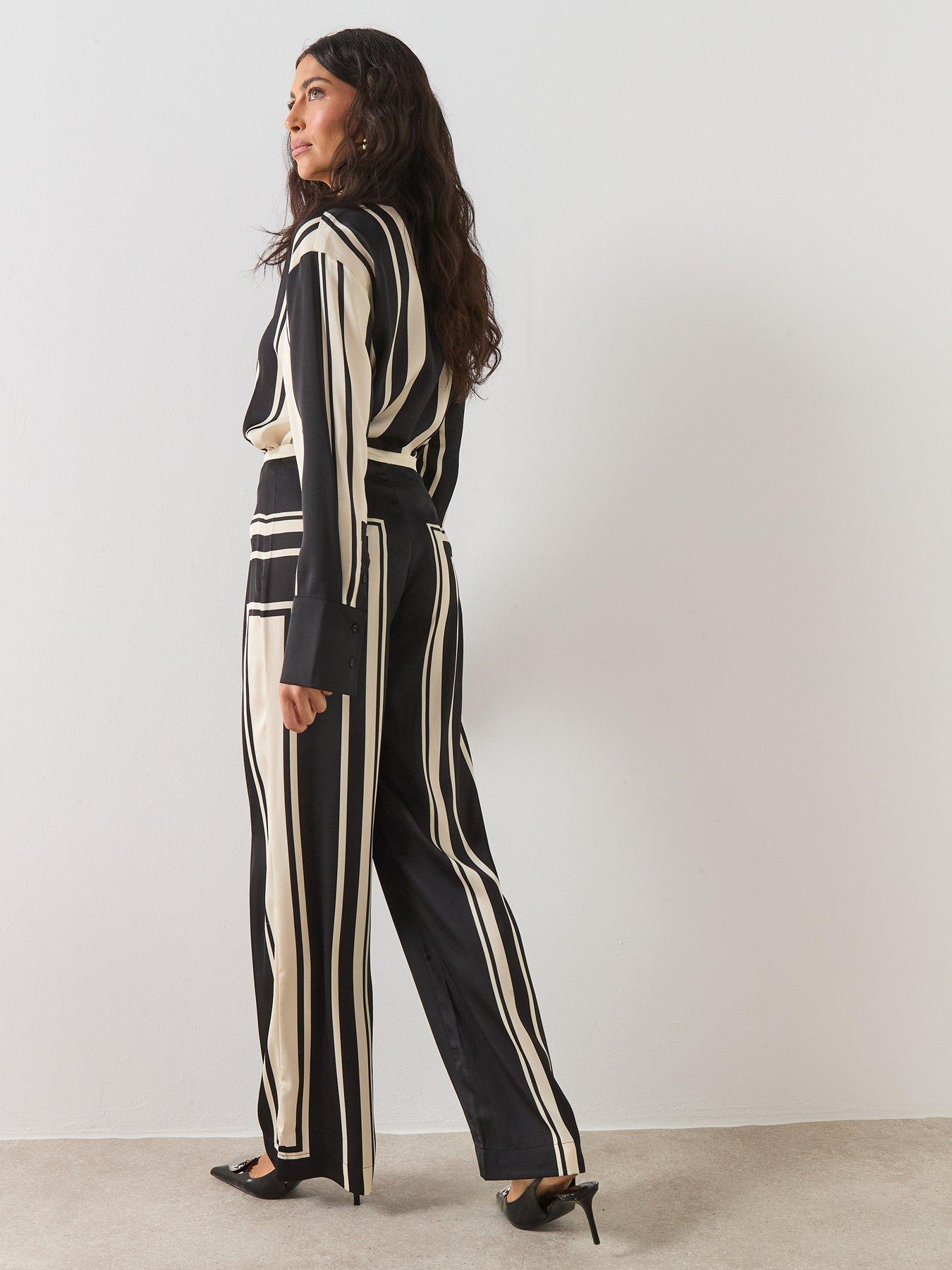  image of mango-satin-printed-trousers-black