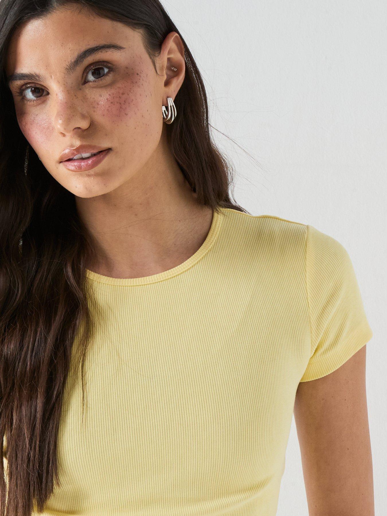 Image 4 of 6 of Vero Moda Vmchloe Ss Short Top Jrs Noos