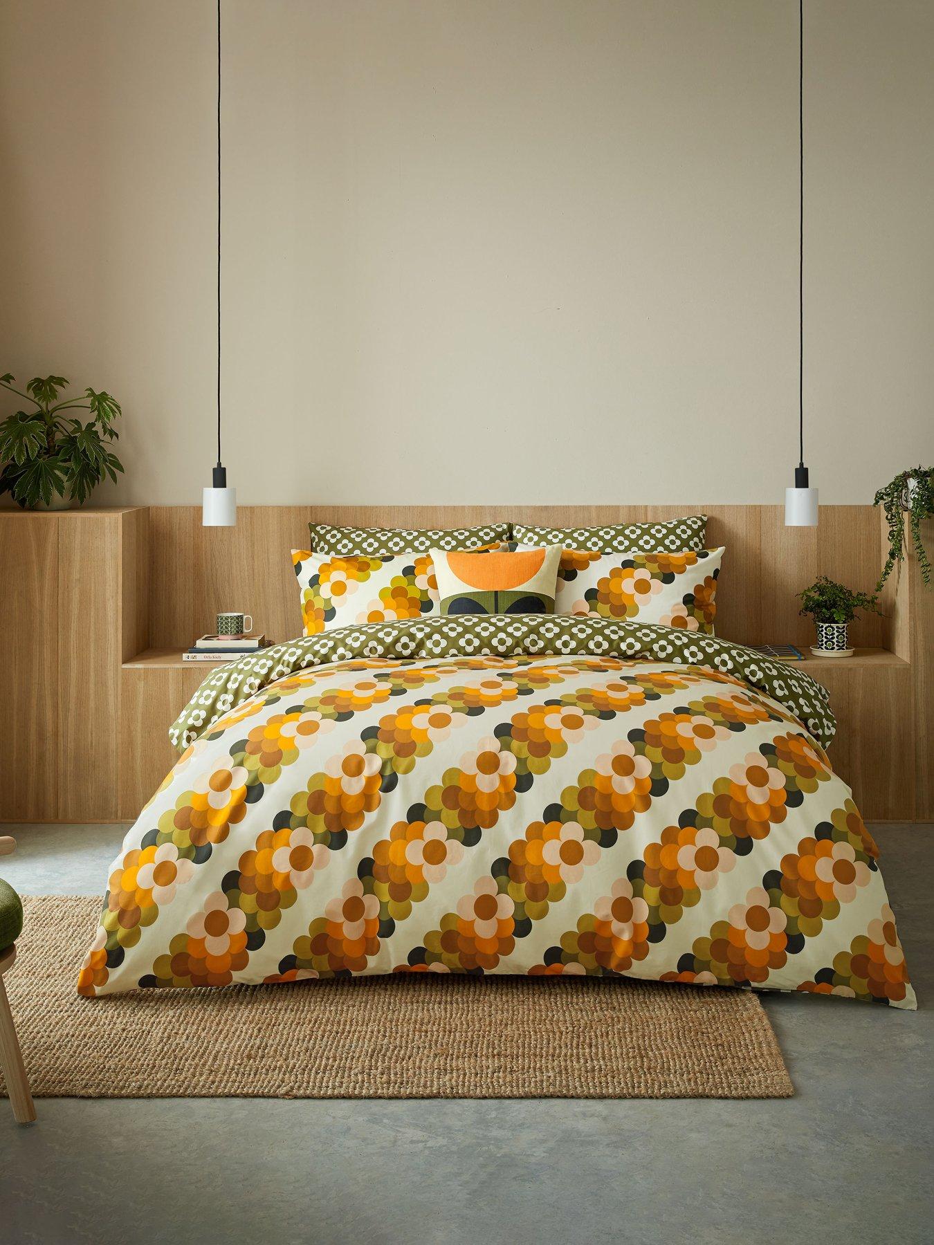 Orla Kiely Retro Flower Stripe 100% Cotton Multi Double Quilt Set 200cm X 200cm